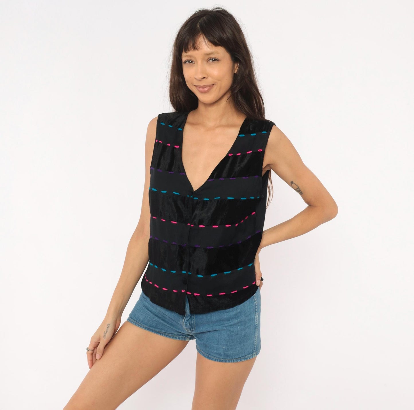 90s Willow Ridge Black Sleeveless Blouse Velvet Embroidered V Neck Small Petite