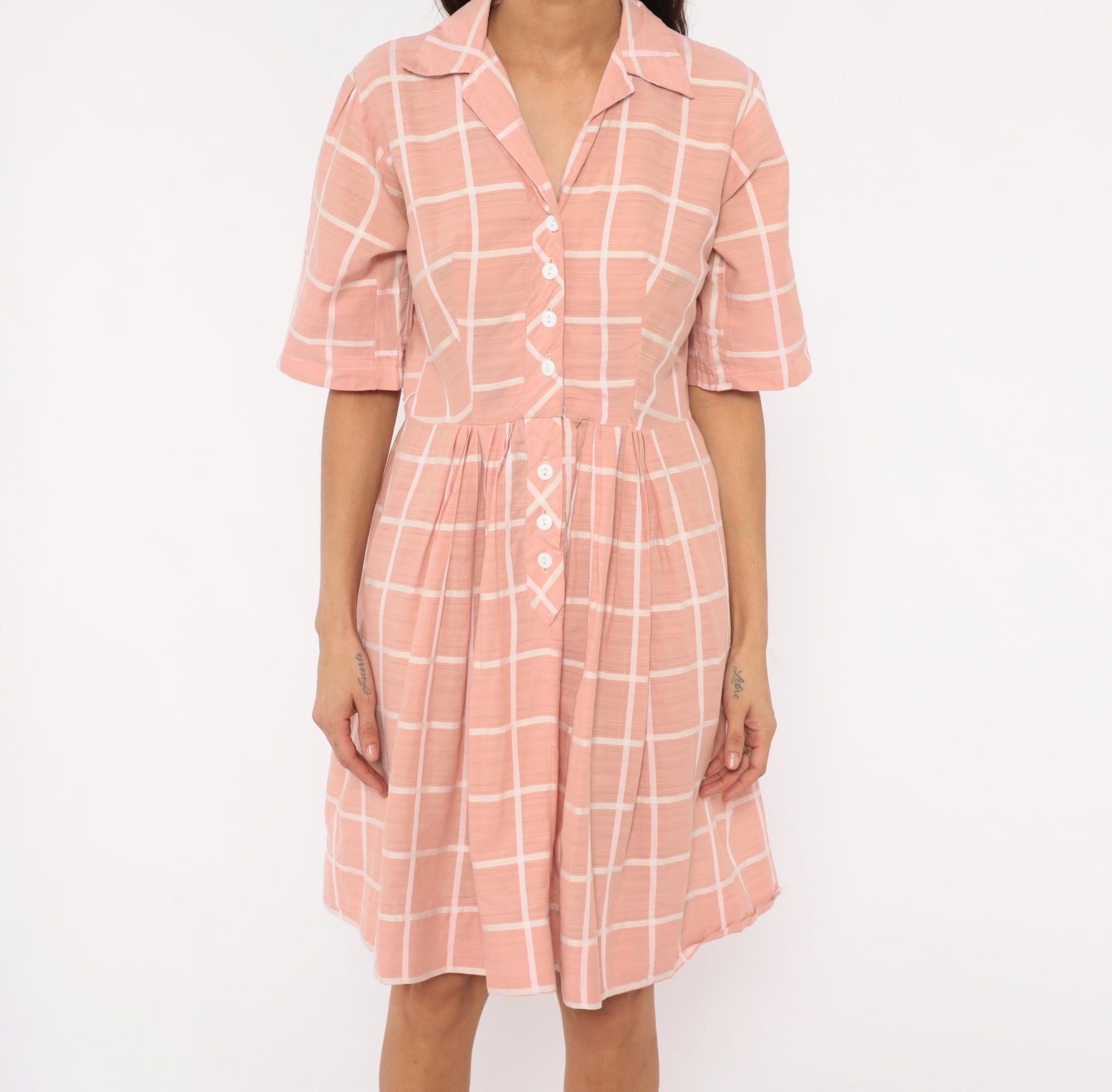 1960s Pink Cream Windowpane Shirtdress Cotton Button Front Pleated Large L