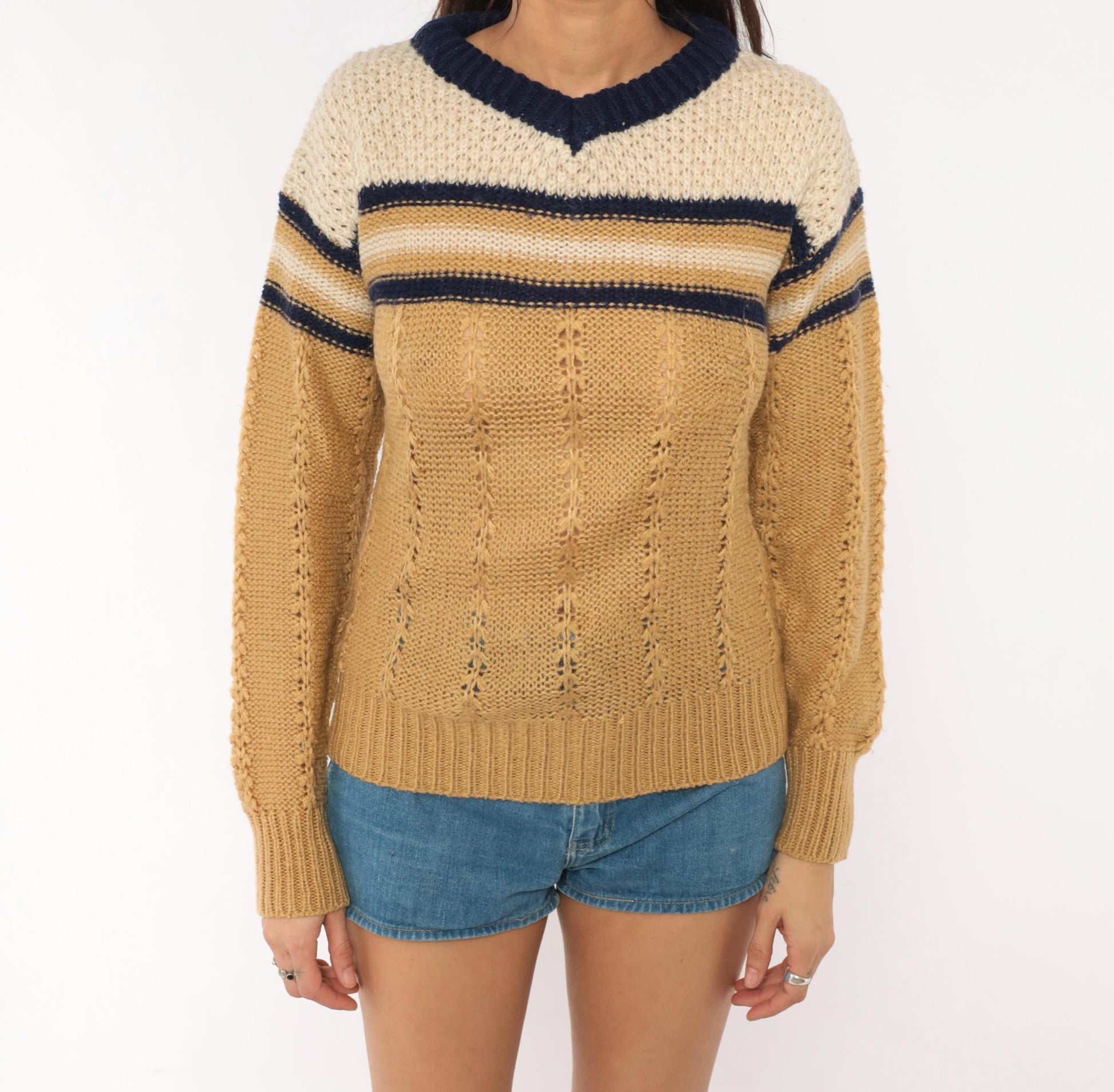 70s Fully Fashioned Cable Knit V-Neck Sweater Tan Navy Cream Striped Small