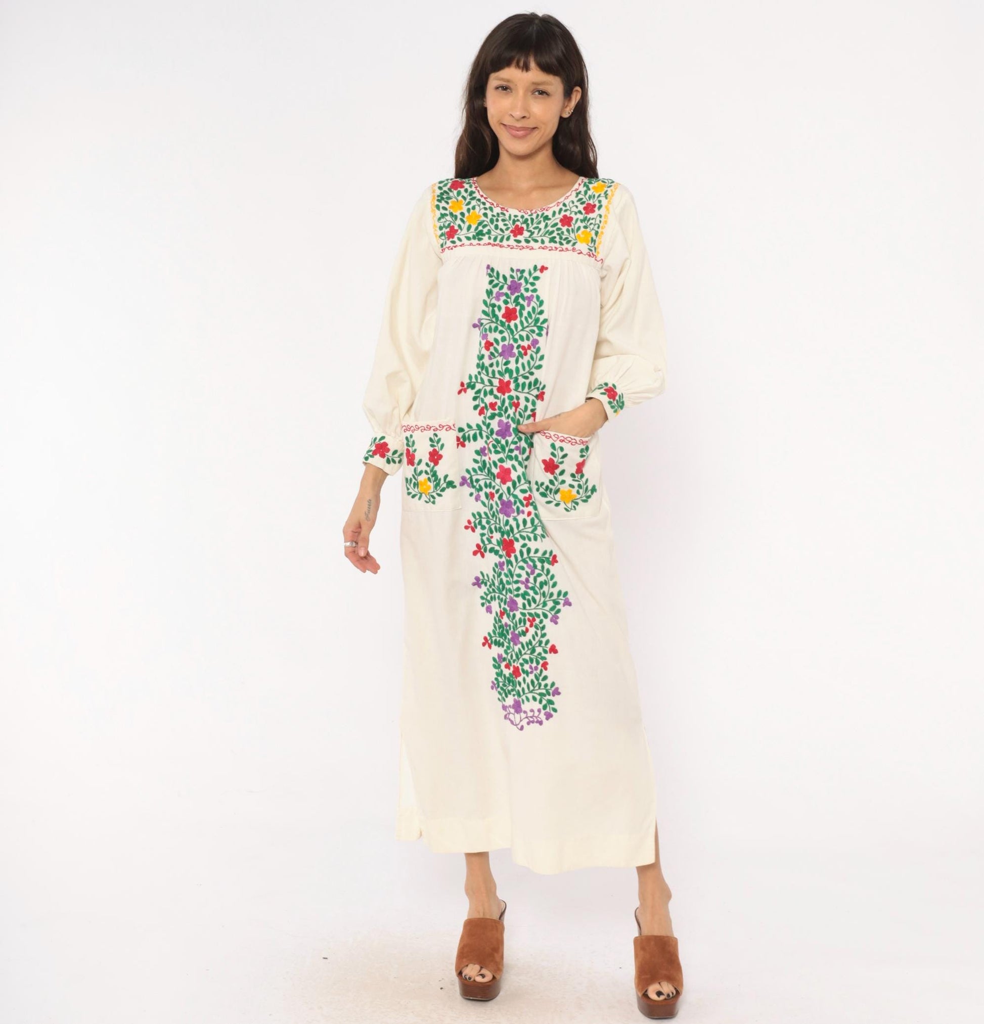 70s Embroidered Mexican Cotton Maxi Dress Floral Cream Long Sleeve Small