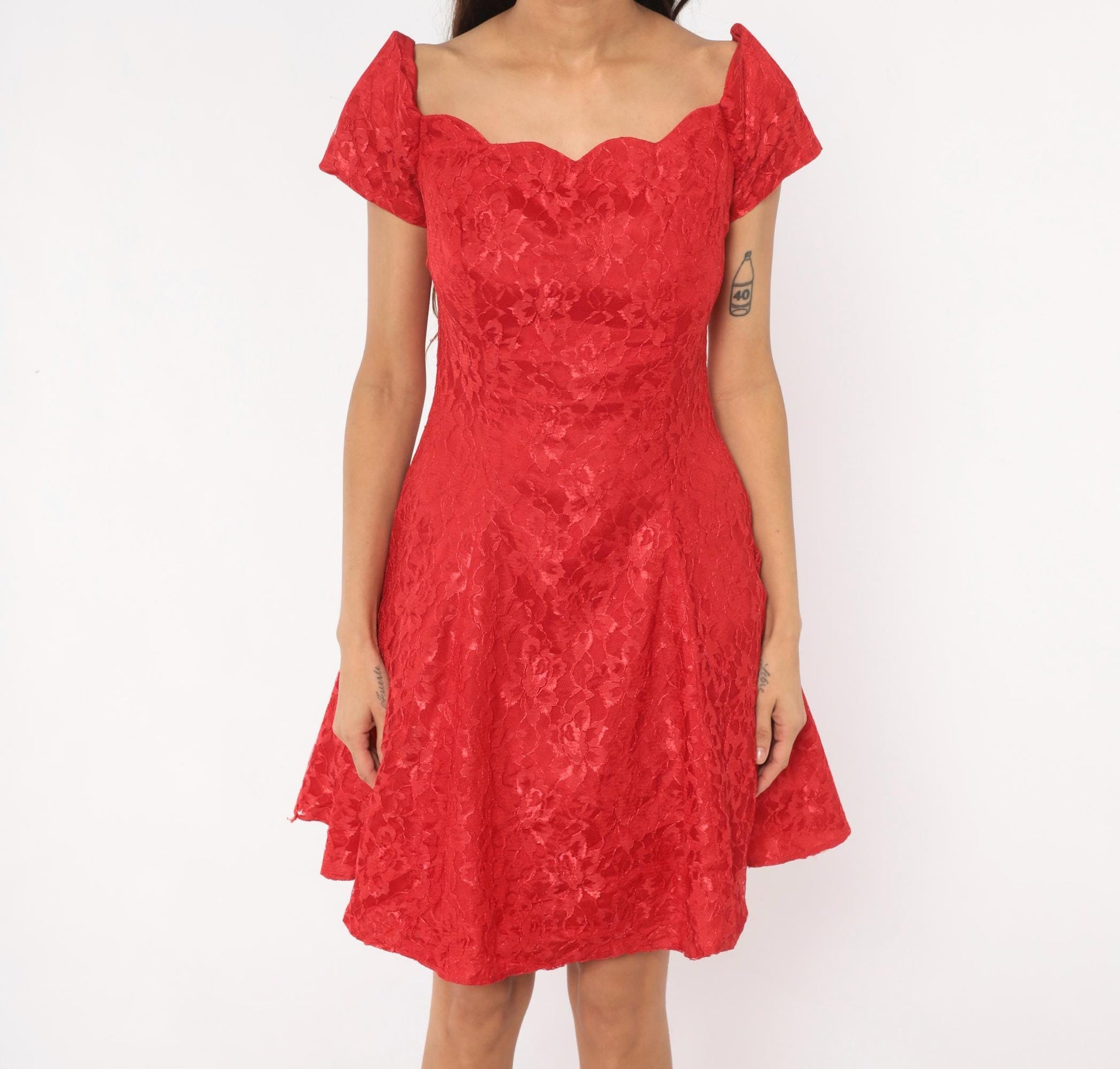 90s Roberta Red Lace Fit-and-Flare Dress Sweetheart Neckline Knee Medium M