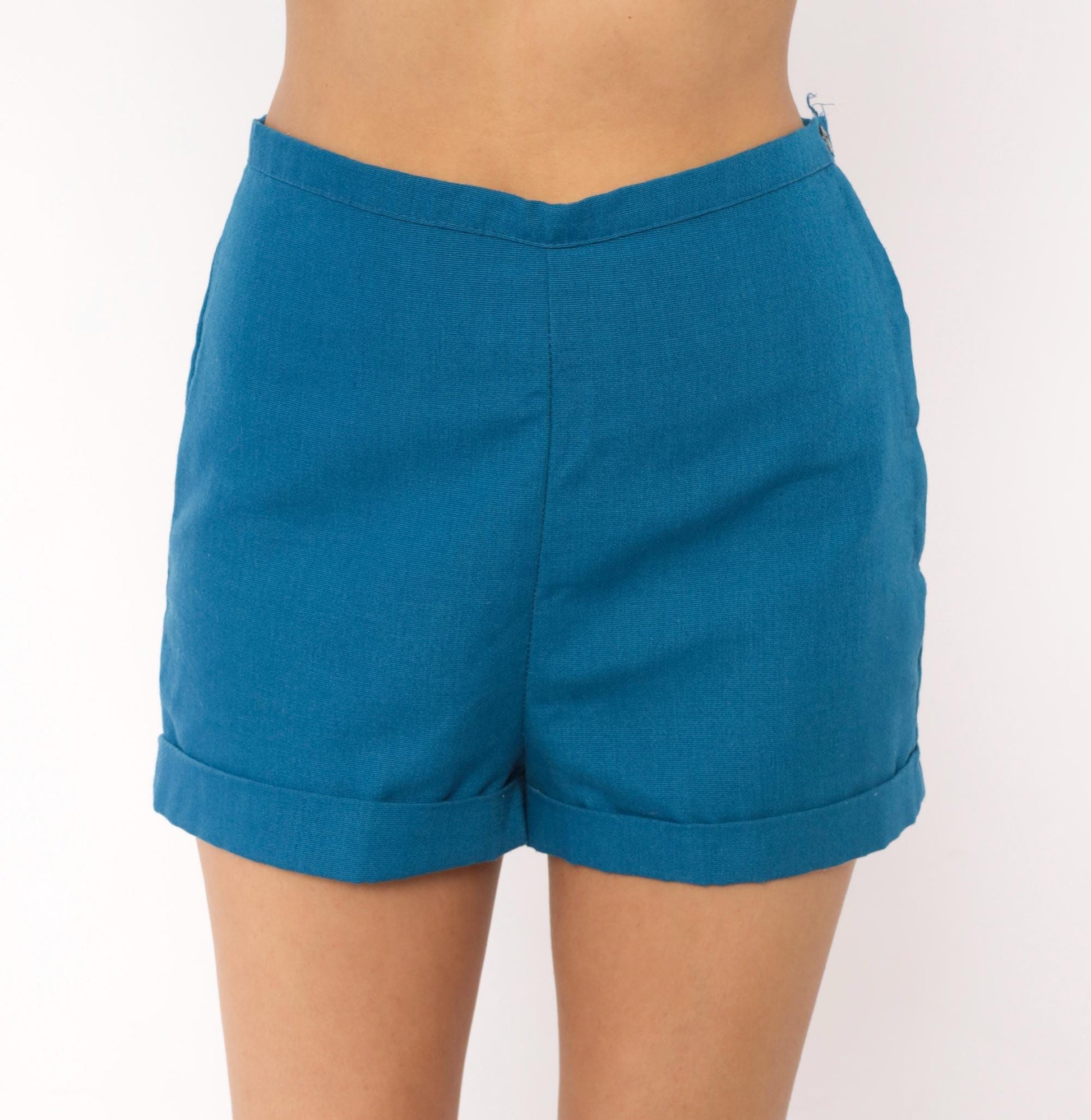 70s Teal High-Waisted Shorts Cotton V-Shaped Waistband Cuffed Small S