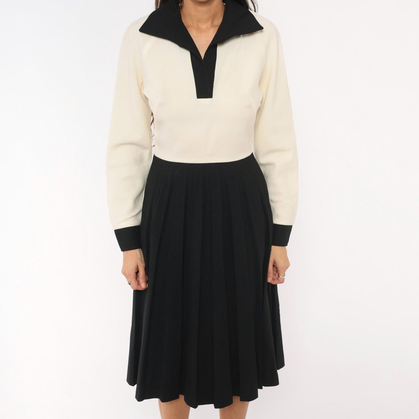70s Herman Marcus Cream Black Colorblock Polo Dress Knee Length Small