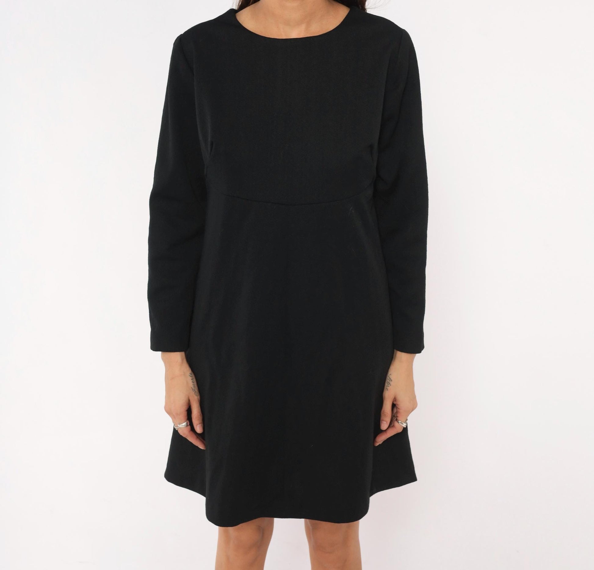 70s Black A-Line Dress Empire Waist Long Sleeve Round Neck Zip Back Large L