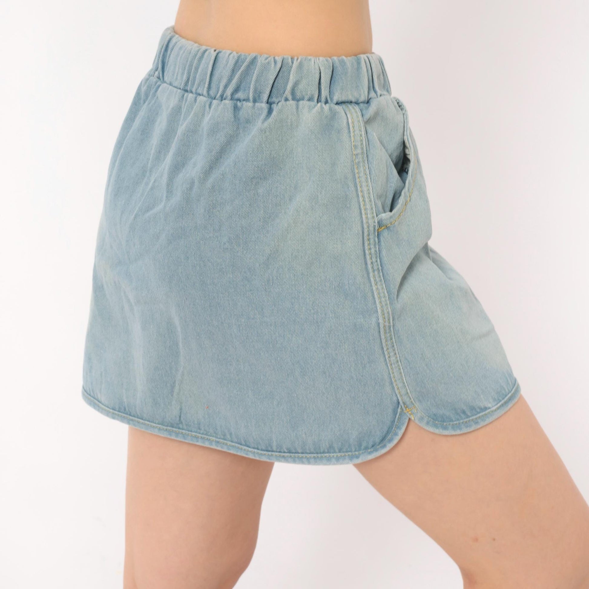 80s Light Wash Denim Mini Skirt Elastic Waist Curved Hem Small S