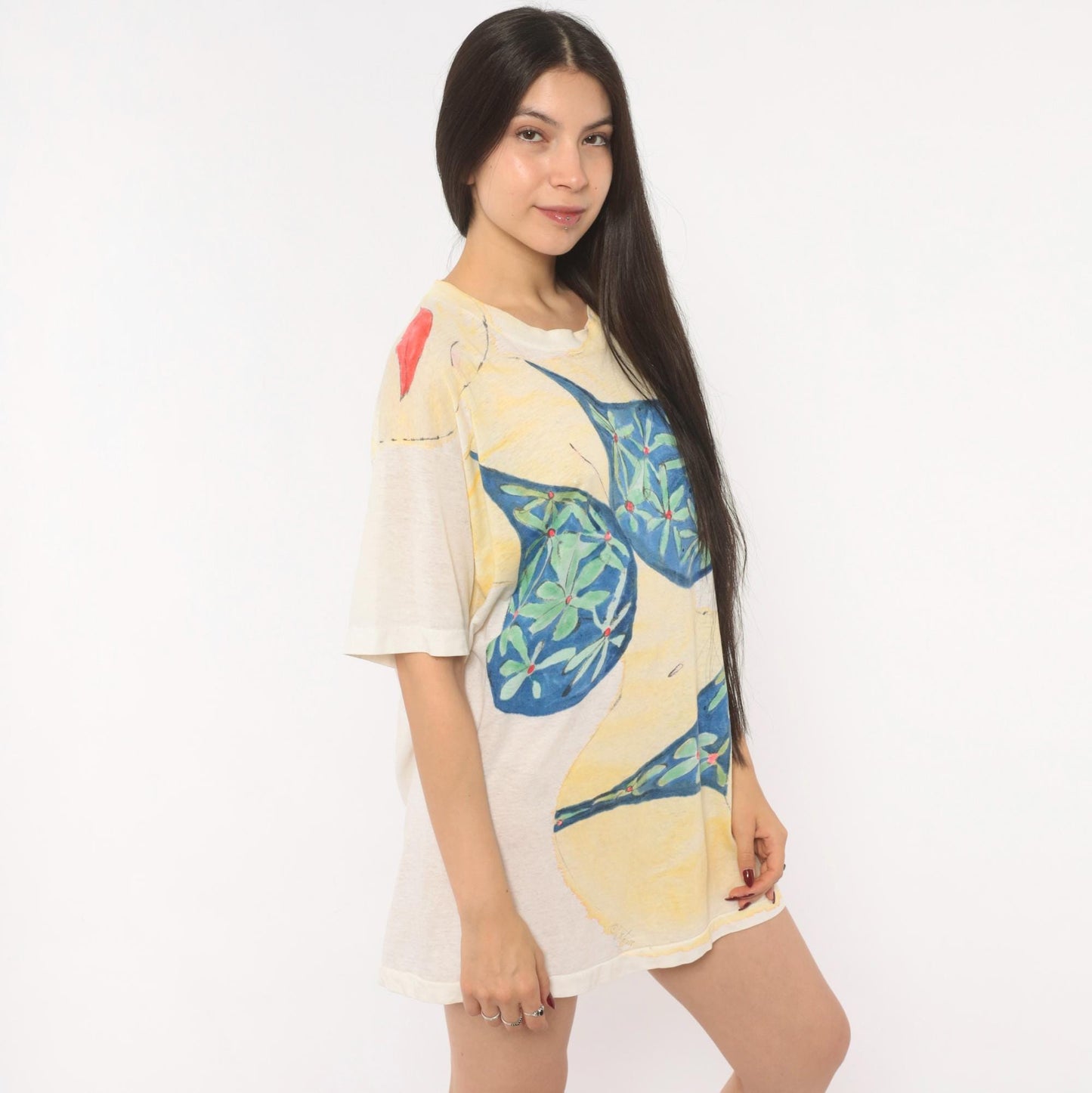 80s Hand-Painted Bikini Woman Tropical Cocktail Graphic Tee Cream Small