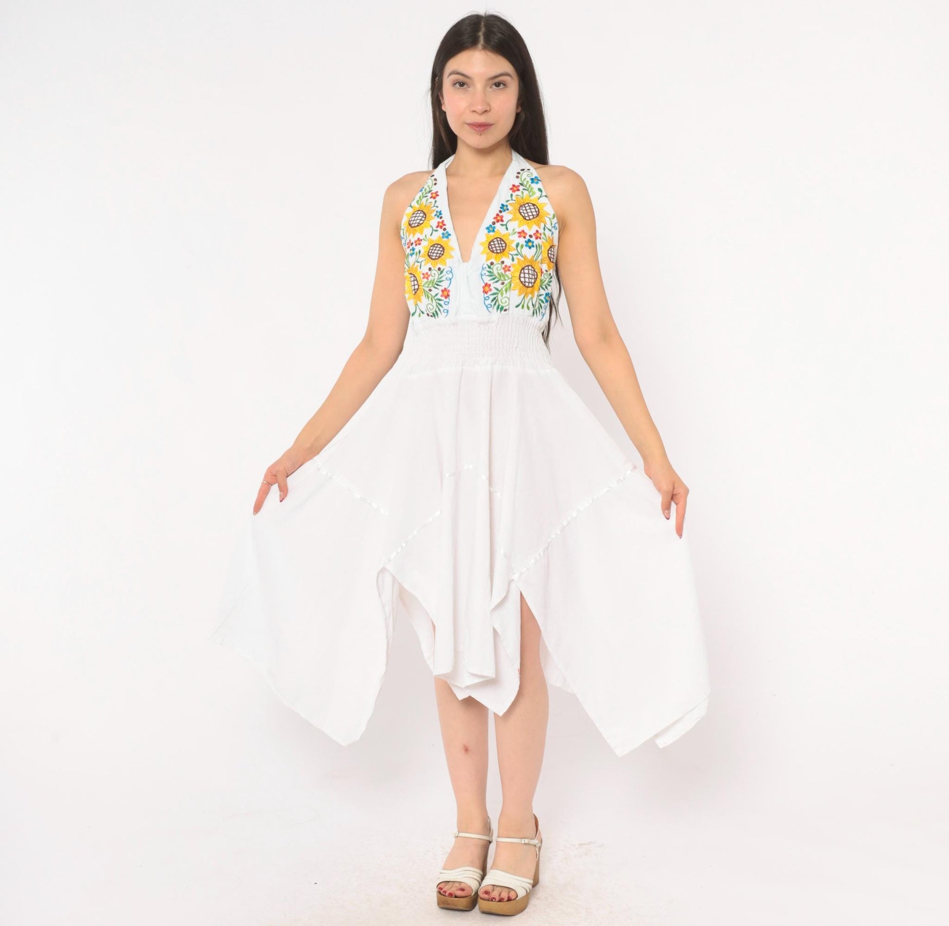 90s White Sunflower Embroidered Halter Dress Cotton Handkerchief Hem Medium