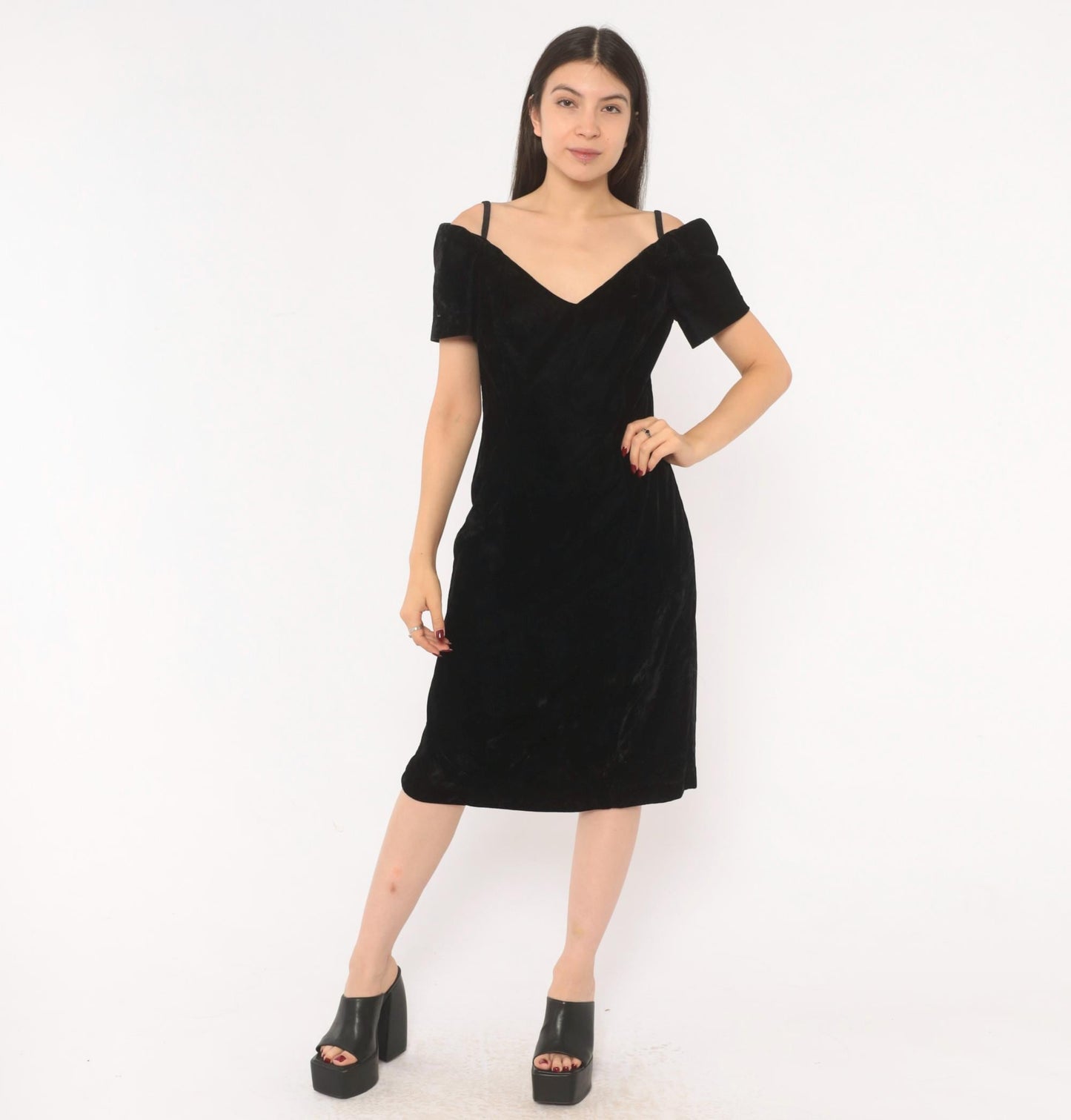 90s Black Velvet Off-Shoulder Dress V-Neck Spaghetti Strap Knee Length Medium M