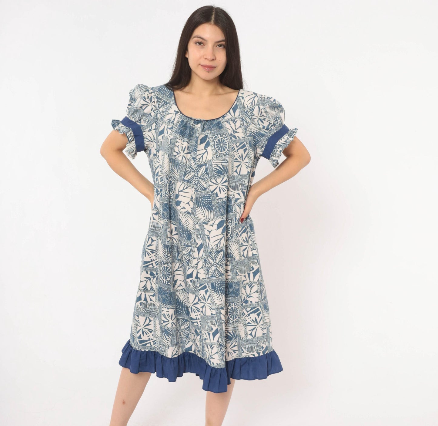 90s Good Times Tapa Print Muumuu Blue White Tropical Patchwork Cotton Knee-Length Medium Large