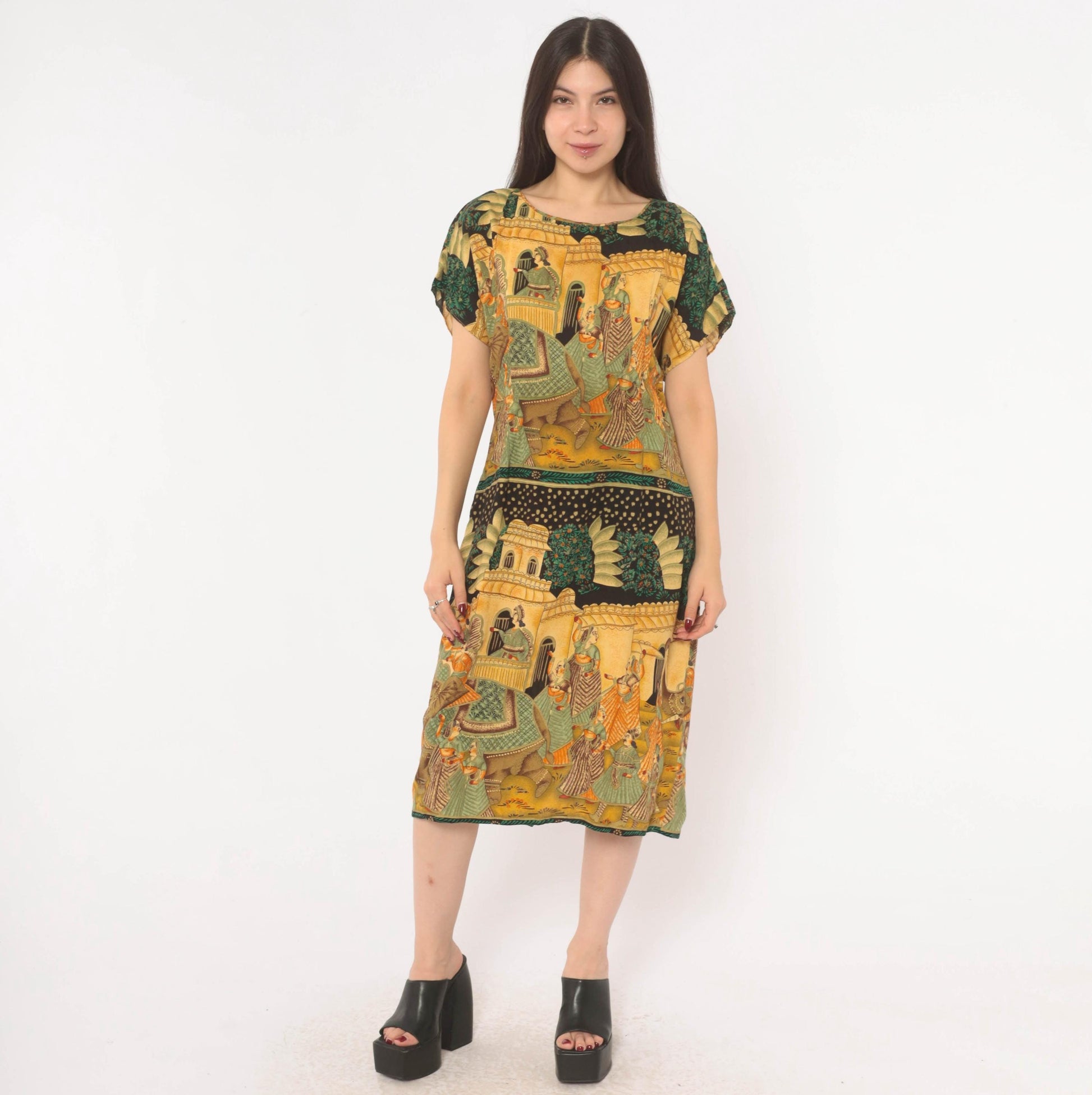 90s Mughal Palace Print Shift Dress Mustard Green Rayon Medium M