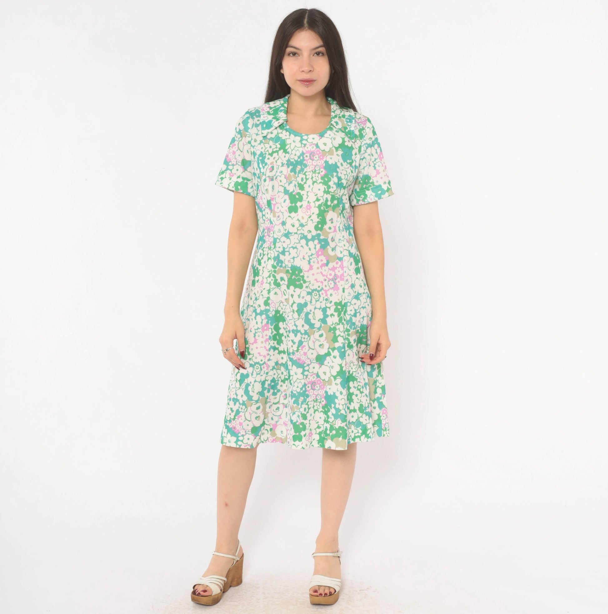 70s Psychedelic Floral A-Line Dress Green Pink White Scoop Collar Knee Medium