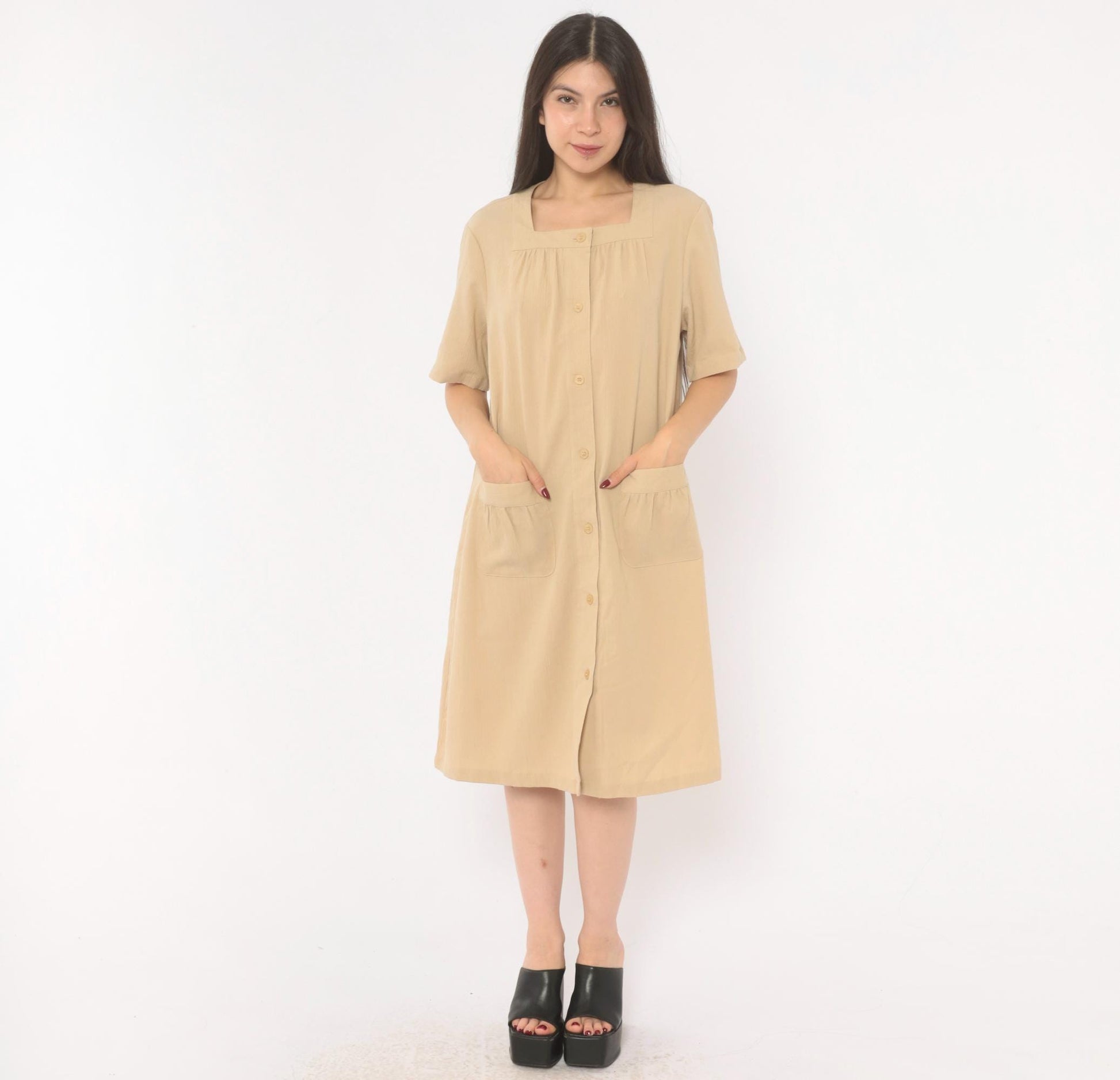 2000s The Tog Shop Petites Button Front Shift Dress Tan Square Neck Medium