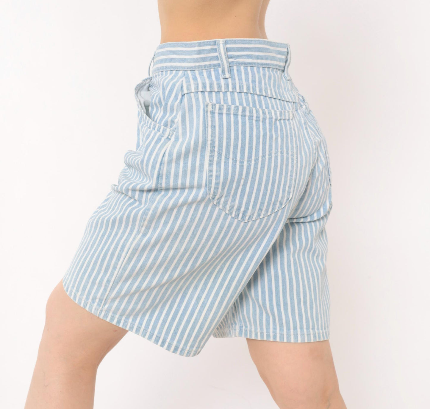 90s Lee High Waist Pinstriped Denim Shorts Blue White Bermuda Medium M