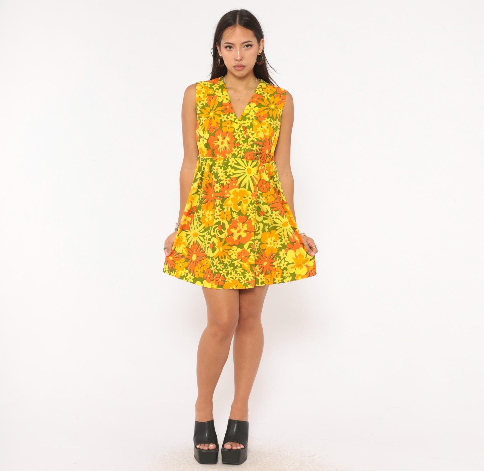 70s Ruth Clarage Psychedelic Floral Wrap Dress Mini Yellow Orange Small