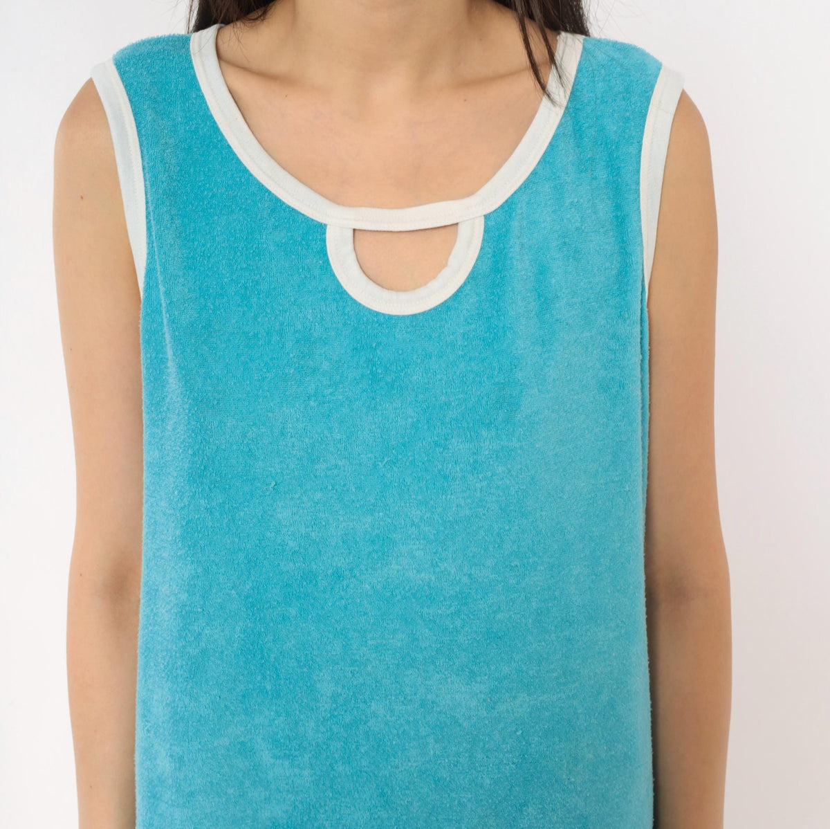 70s Sky Blue Terry Cloth Tank Keyhole Neckline White Trim Medium