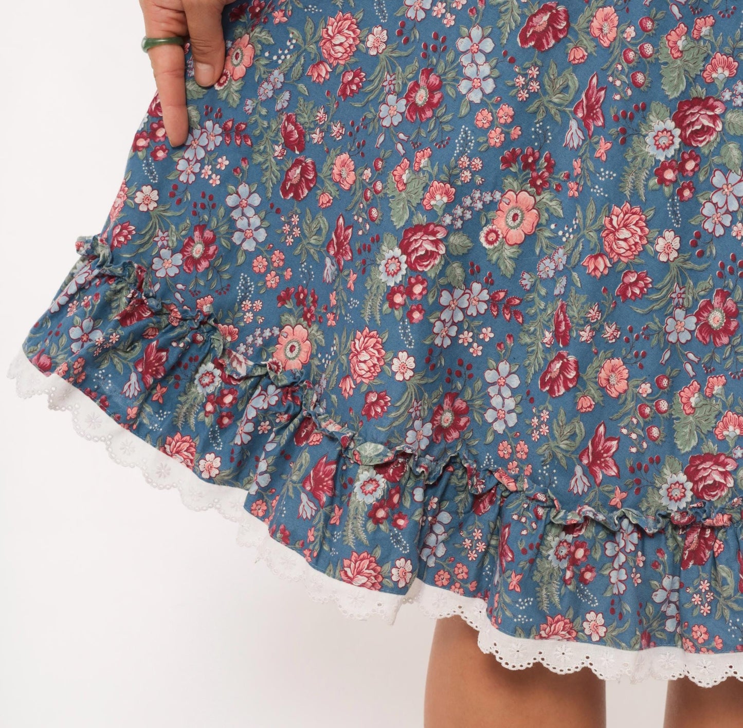 80s Dusty Blue Floral Circle Skirt Cotton Ruffled Lace Trim Small S