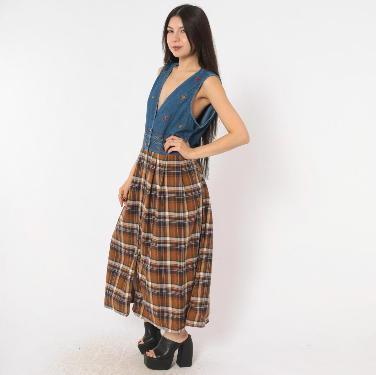 90s Casey&Max Denim Plaid Midi Dress Embroidered Leaves V Neck Large