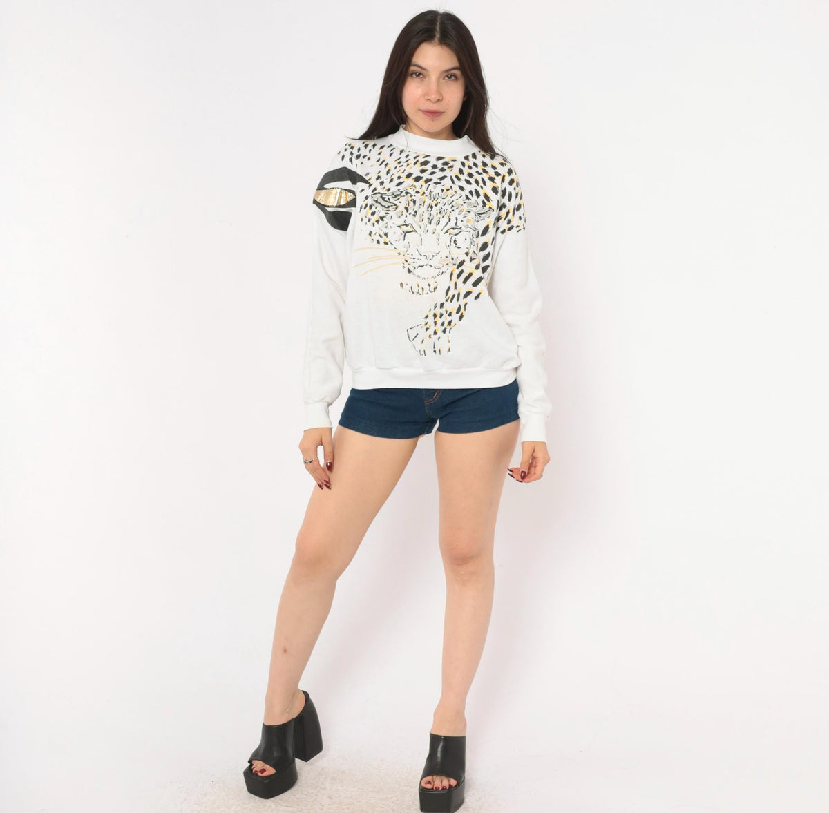 90s Land n Sea Leopard Face Sweatshirt White Gold Metallic Graphic Small