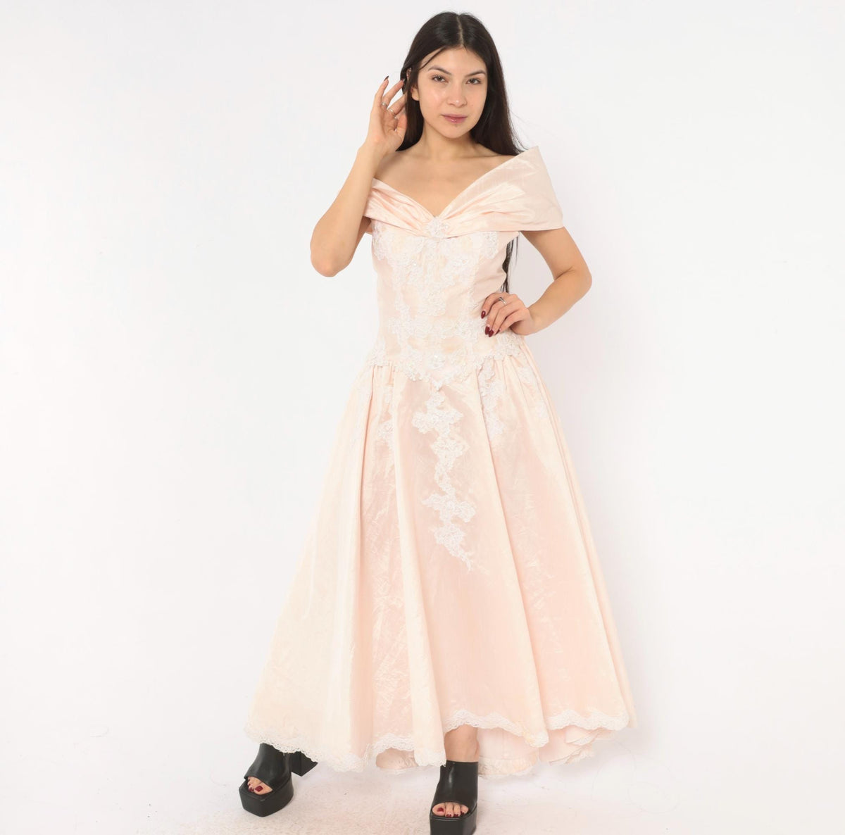 80s Eden Bridal Blush Pink Maxi Gown Off-Shoulder Sweetheart Bow Back Medium