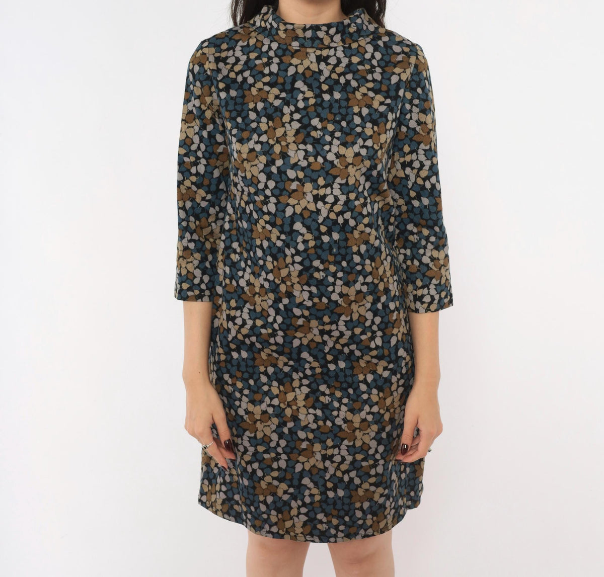 60s Leaf Print Shift Dress Black Crepe Mock Neck Three Quarter Sleeve Extra Small XS