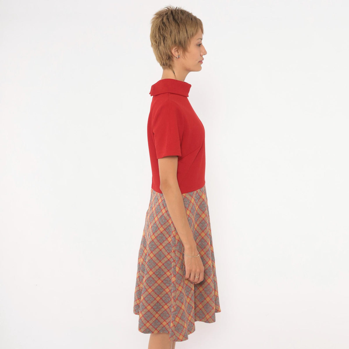 60s Mod Dress Red Plaid A-Line Mock Neck Short Sleeve Knee Length Medium M