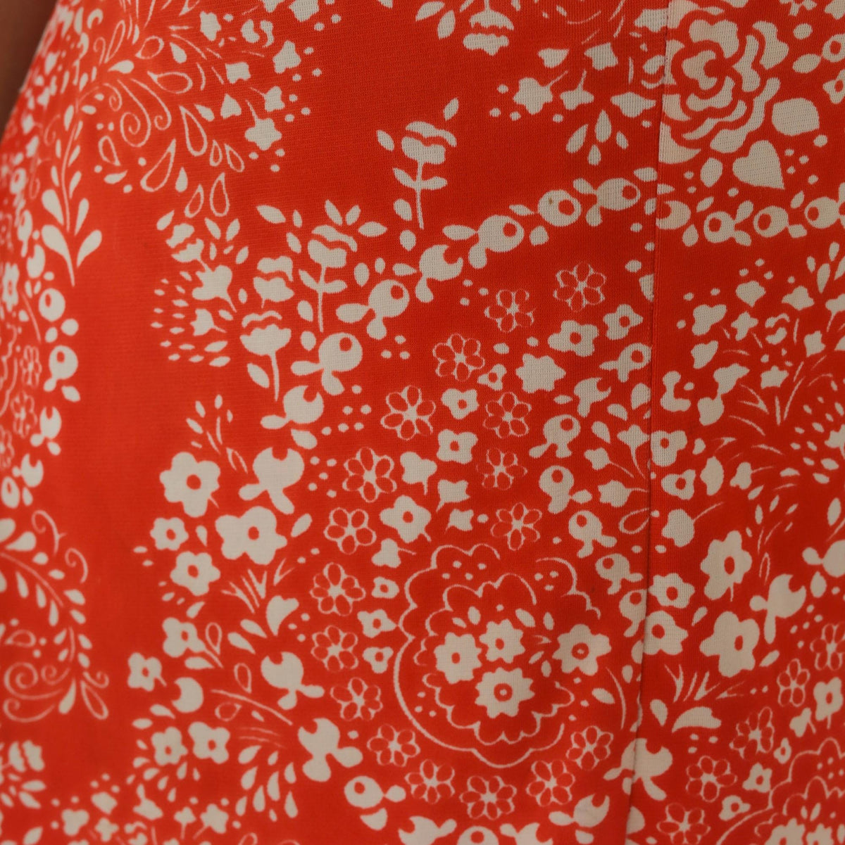 70s Red Floral Blouse Flutter Sleeve Empire Waist Open Back Small
