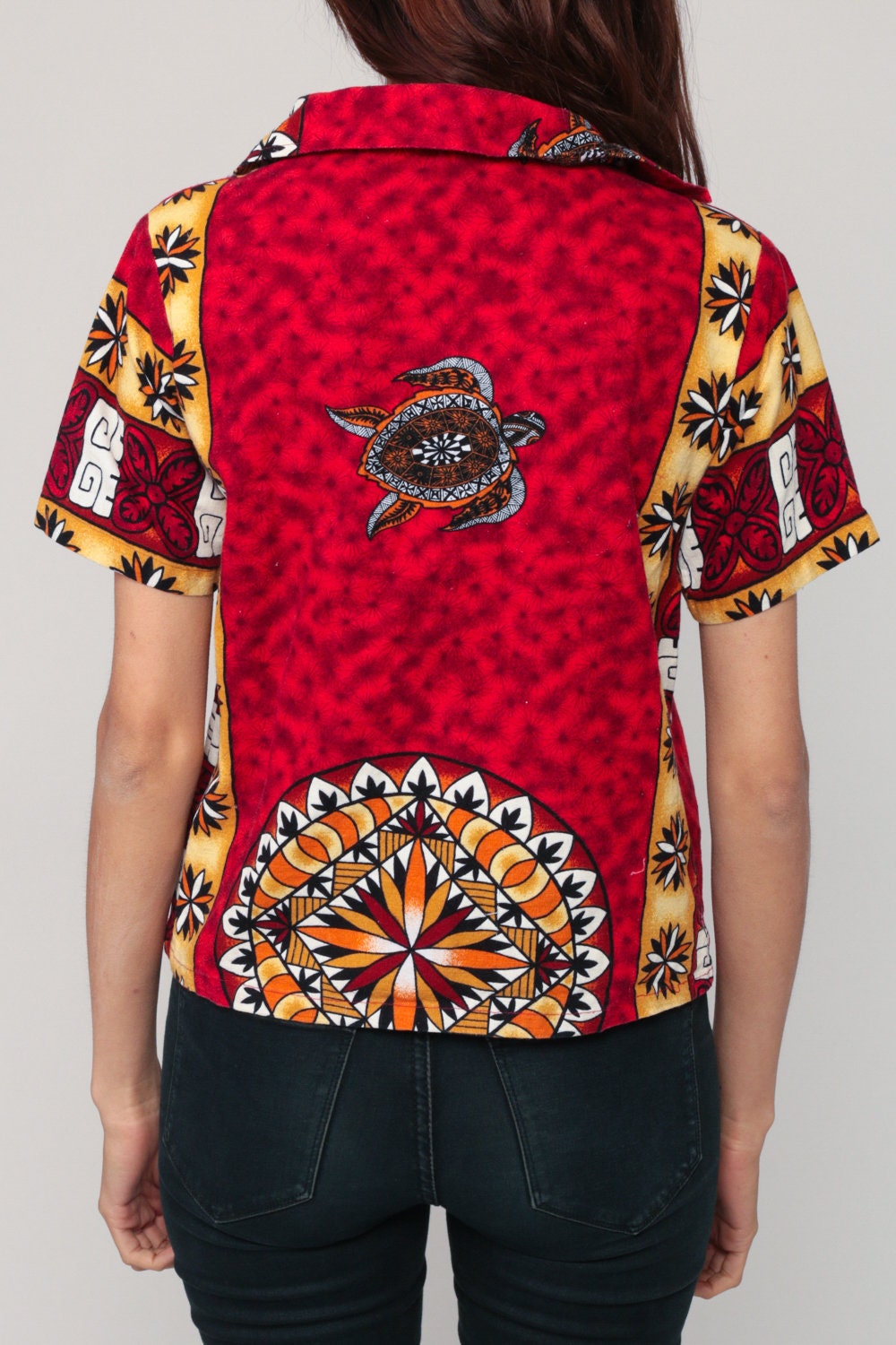90s Hawaiian Turtle Shirt Red Button Up Tropical Small