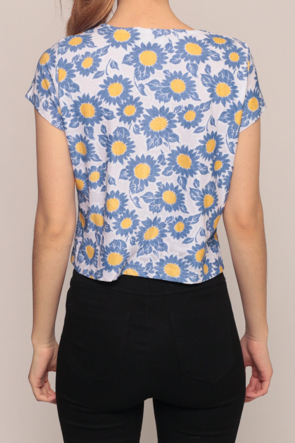 90s Floral T-Shirt Cap Sleeve Blue Yellow Graphic Tee Large