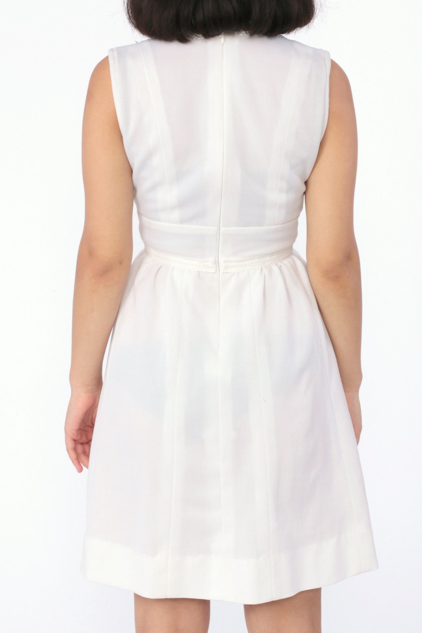 70s White Babydoll Mini Dress Empire Waist Lace Collar Sleeveless Extra Small