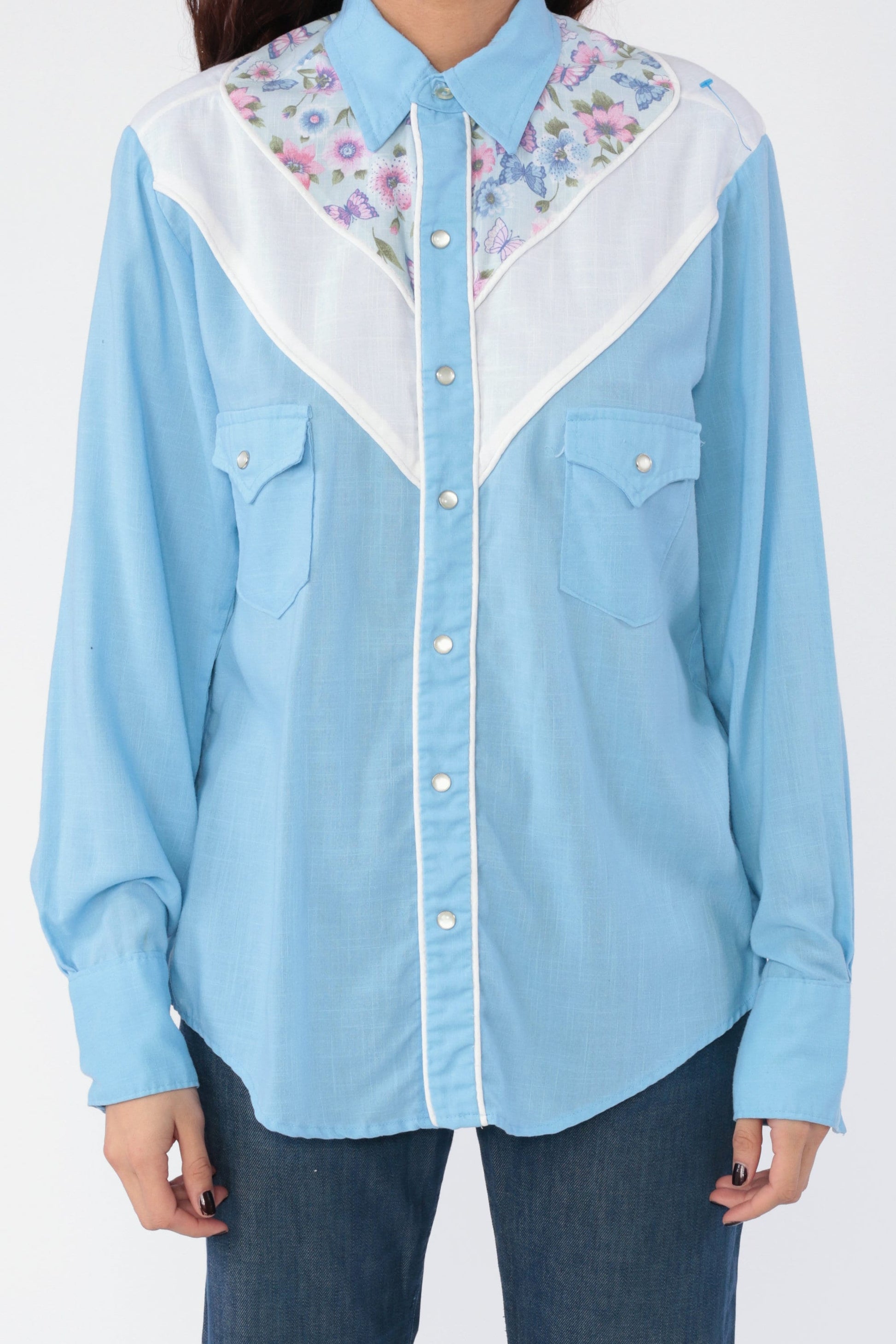 80s Western Butterfly Pearl Snap Blouse Baby Blue Long Sleeve Large