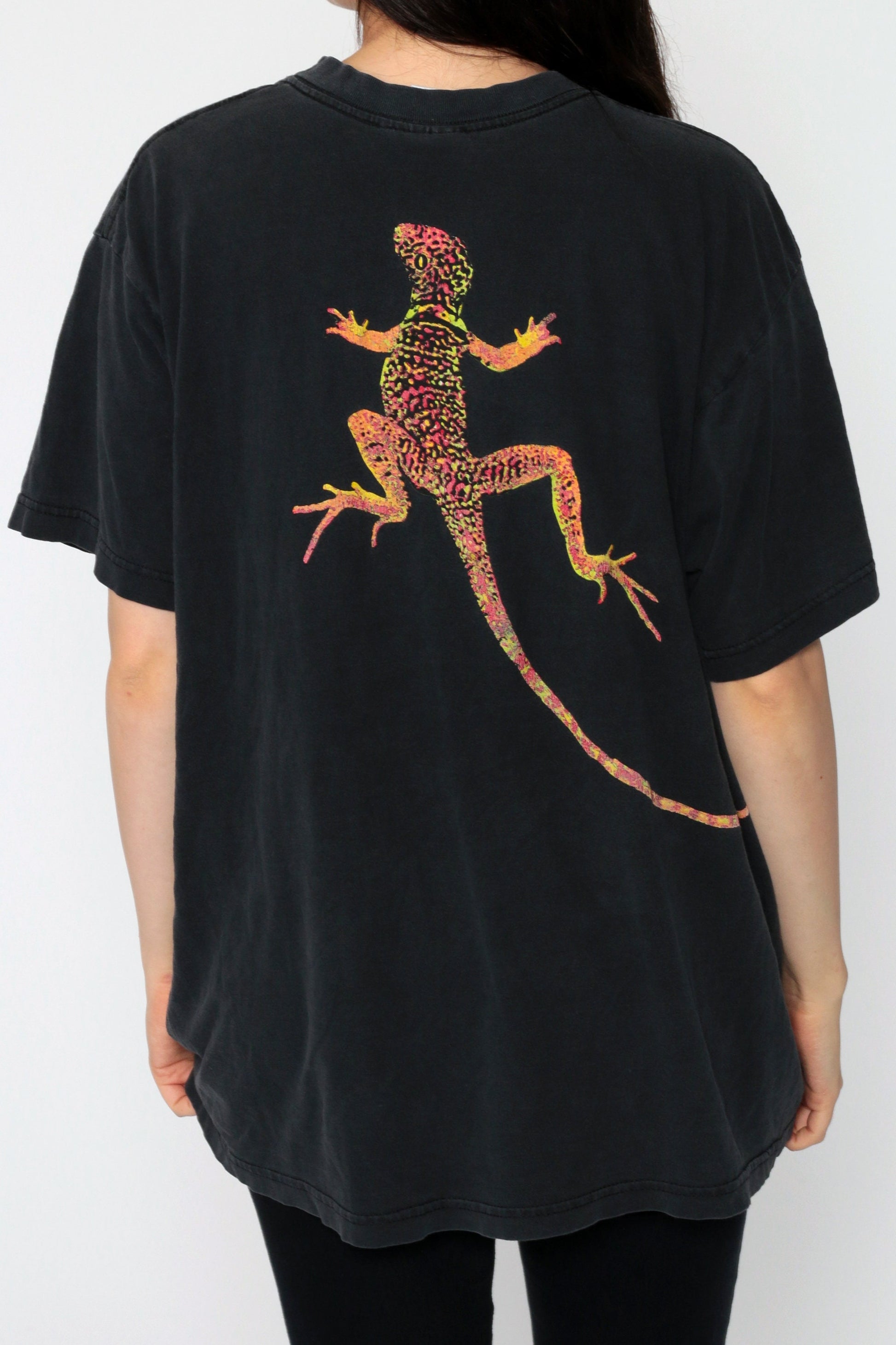 90s Marlboro Lizard Graphic T-Shirt Black Cotton Unisex Extra Large