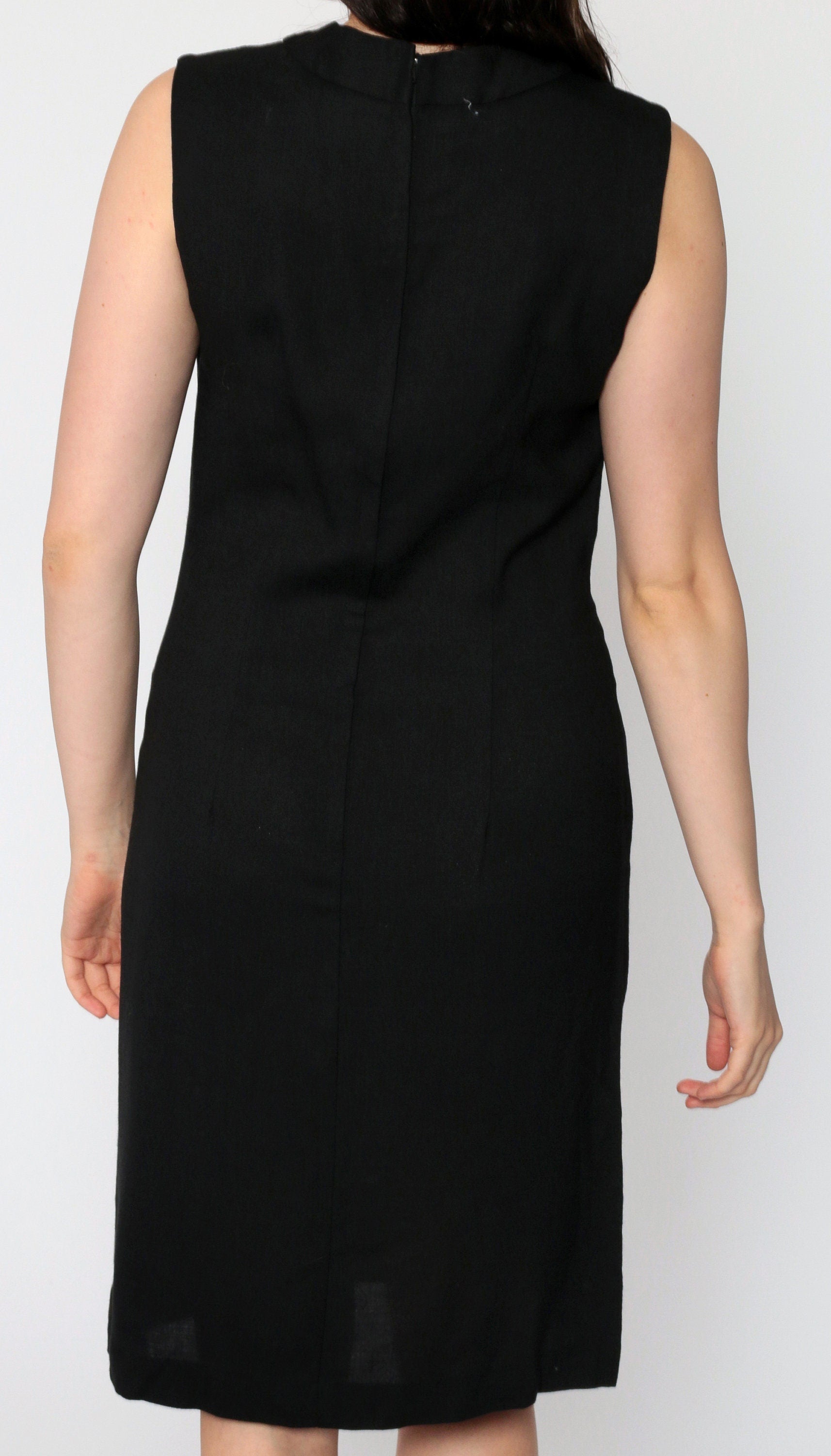60s Black Linen Shift Dress Mini Length Sleeveless Button Neck Small