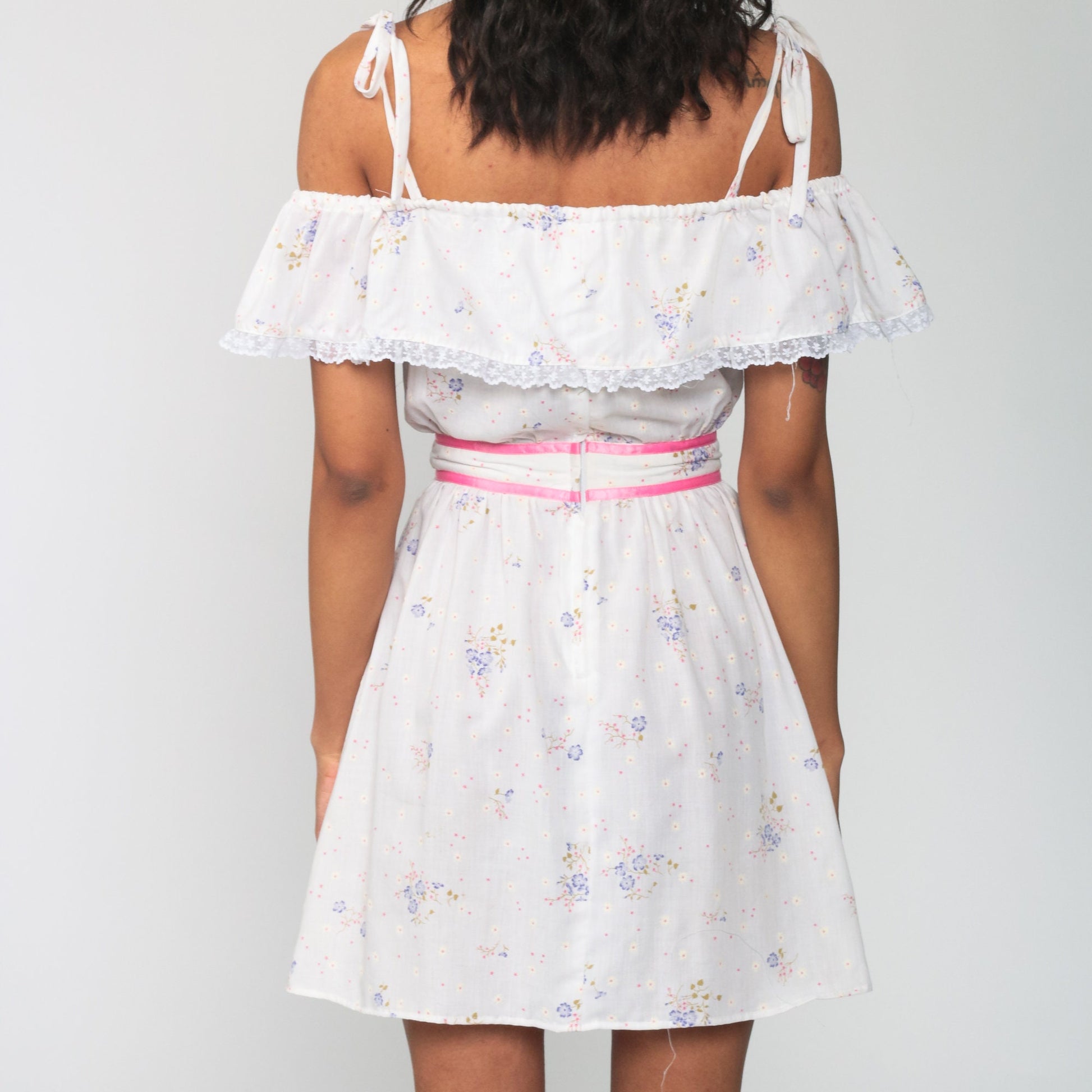 70s Floral Off-Shoulder Peasant Dress Mini Off-White Pink Trim Extra Small