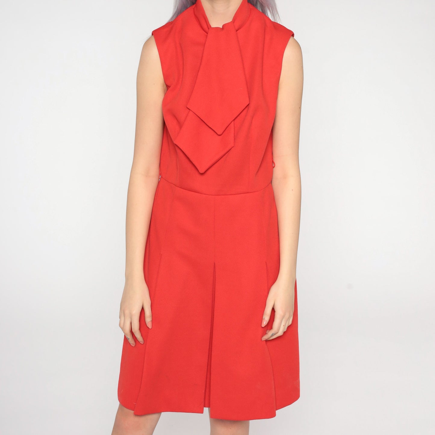 60s Mod Dress Red Ascot Shift Knee-Length Pleated Polyester Small S