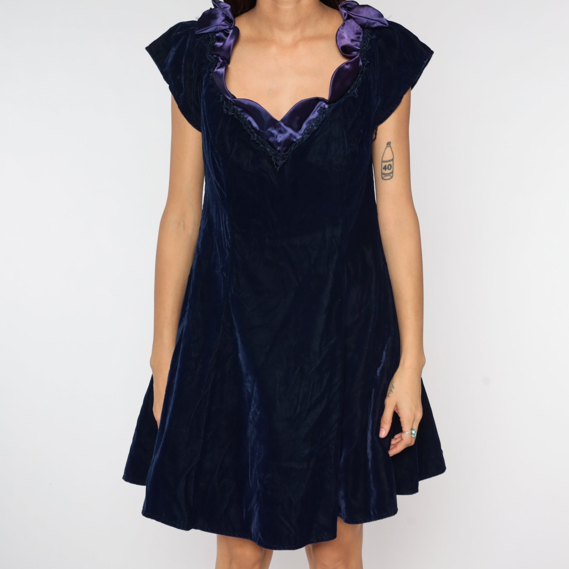 80s Navy Velvet Mini Dress Purple Ruffle Collar Cap Sleeve Medium