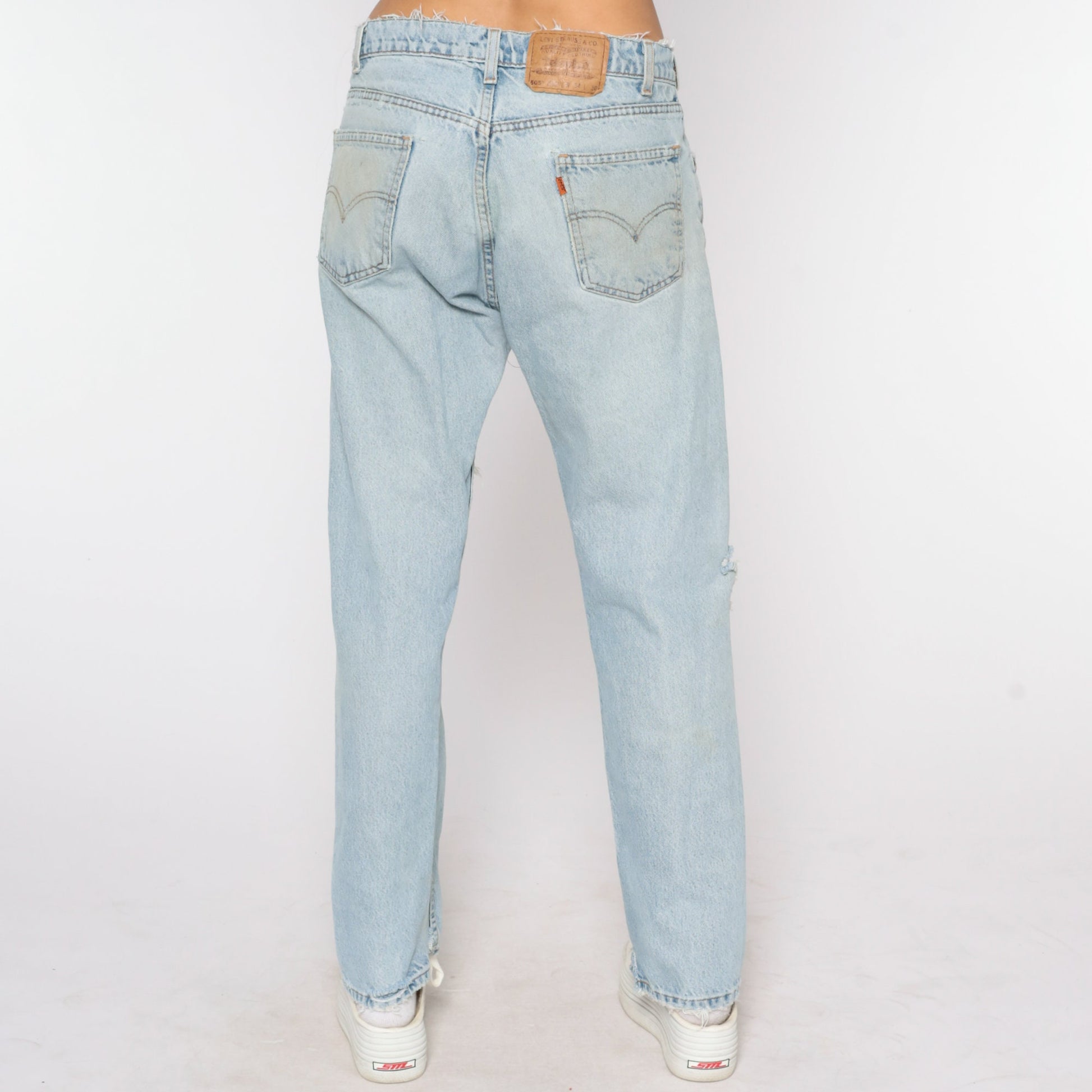 Levi's 505 High-Waist Mom Jeans Light Blue Distressed Ripped Denim Medium
