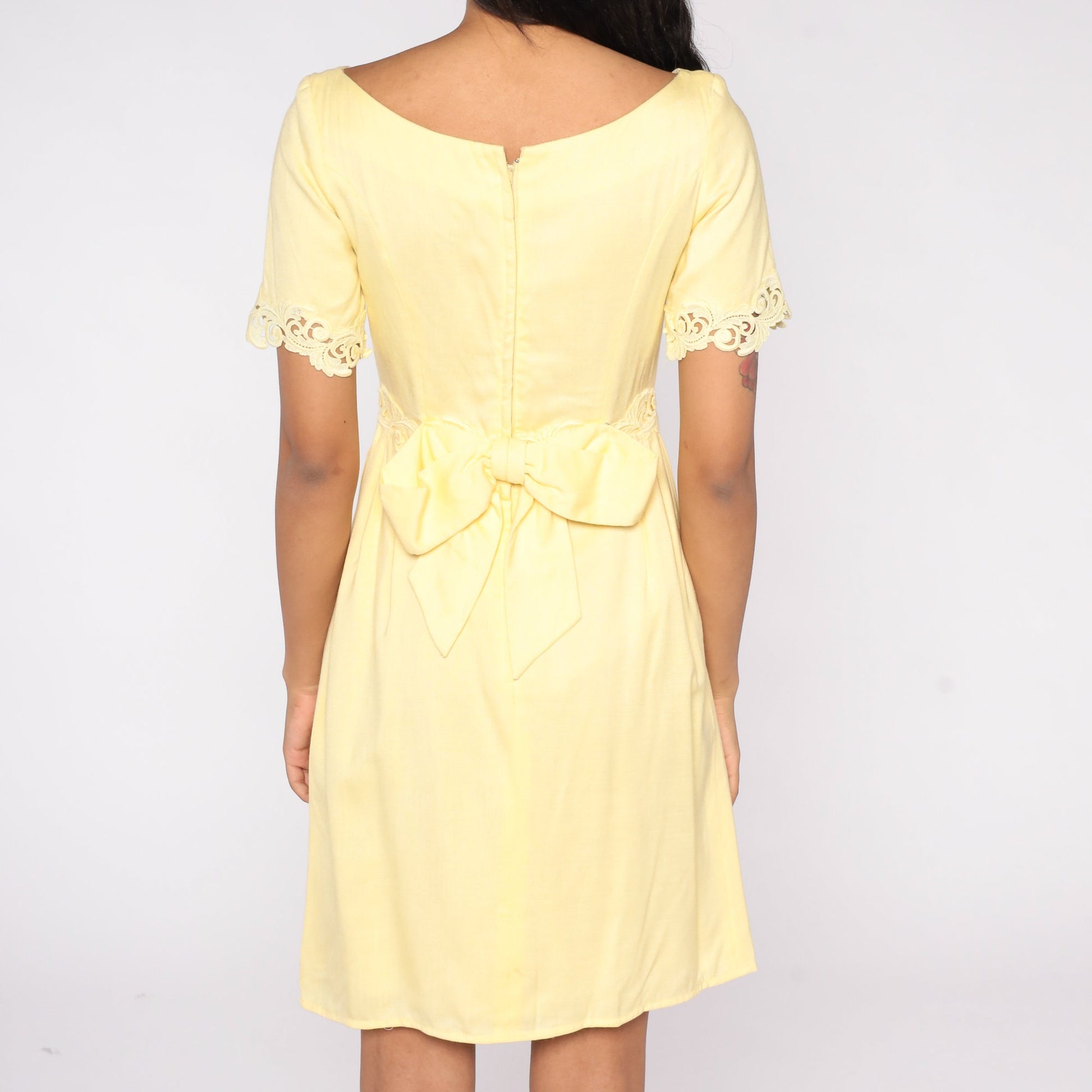 1960s Yellow Mini Dress Lace Trim High Waist Bow Cocktail Sheath Small