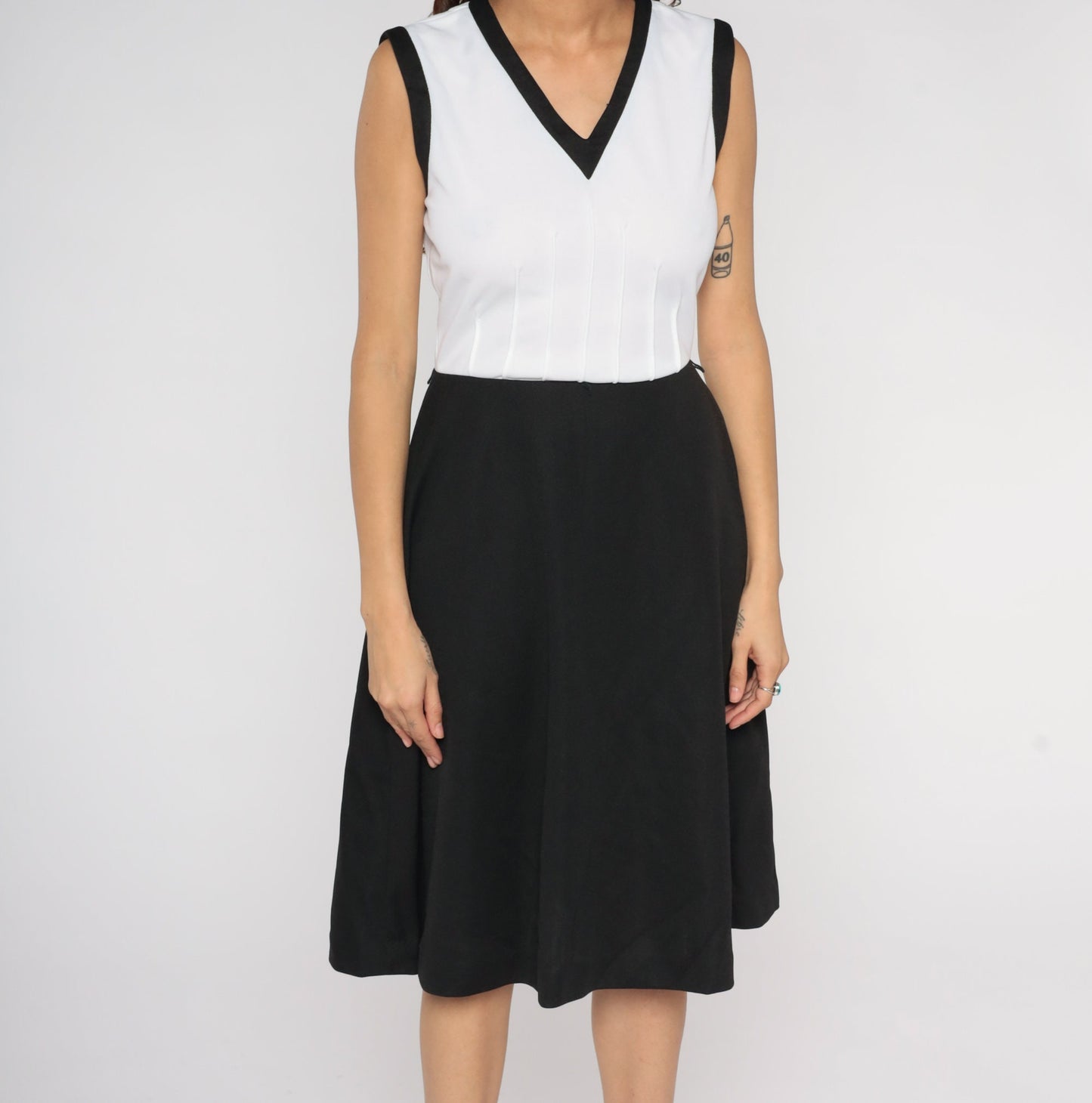 70s Black White Colorblock Midi Dress Sleeveless High Waist V Neck Medium