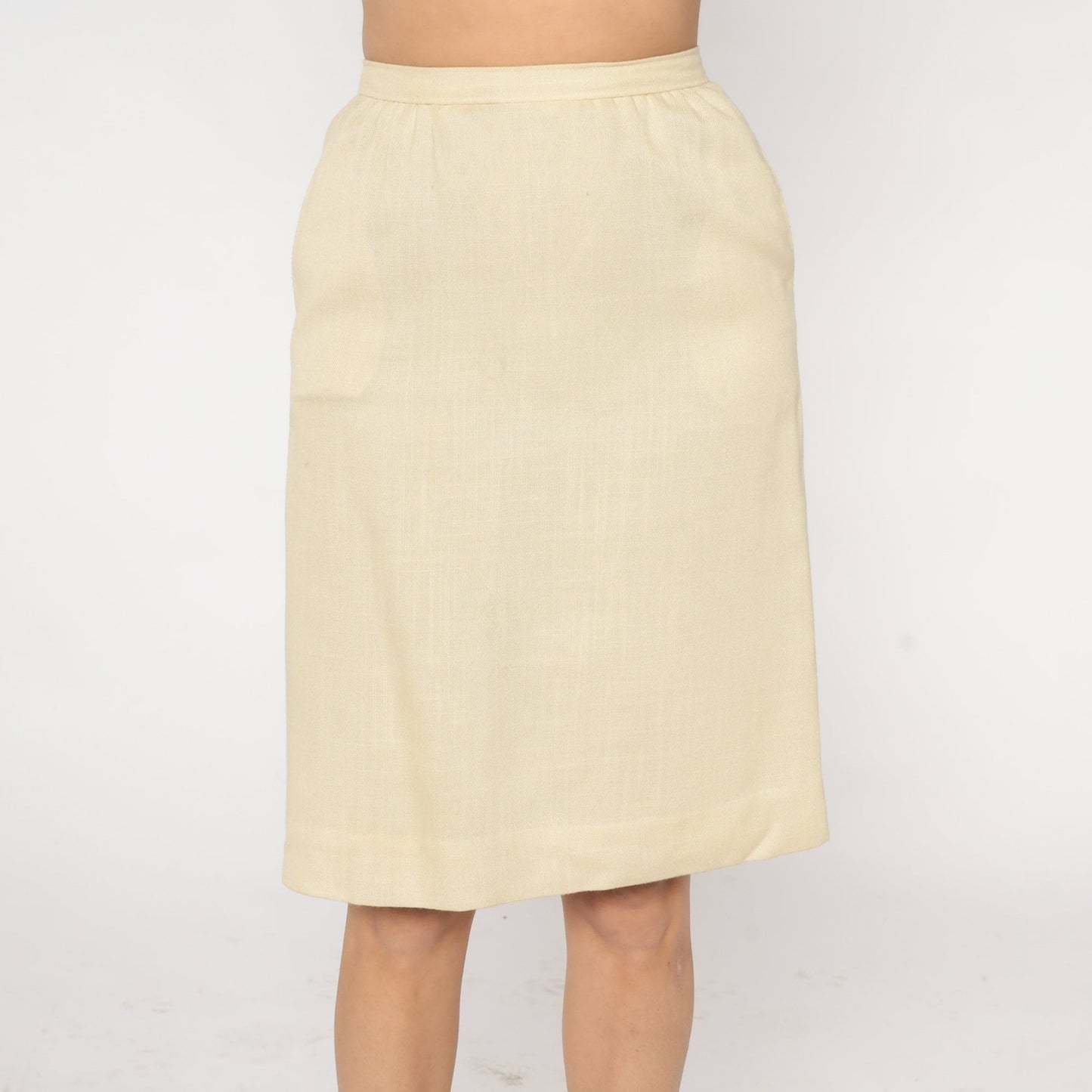 80s Cream Pencil Skirt Knee Length High Waisted Rear Zip Extra Small XS