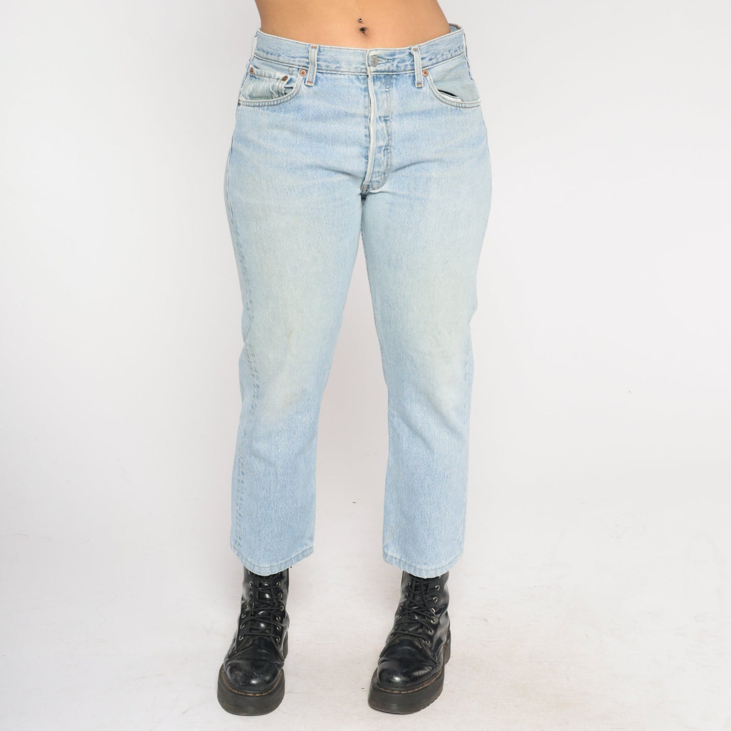 Levis 501 90s Straight Leg Jeans Light Wash Button Fly Large 34