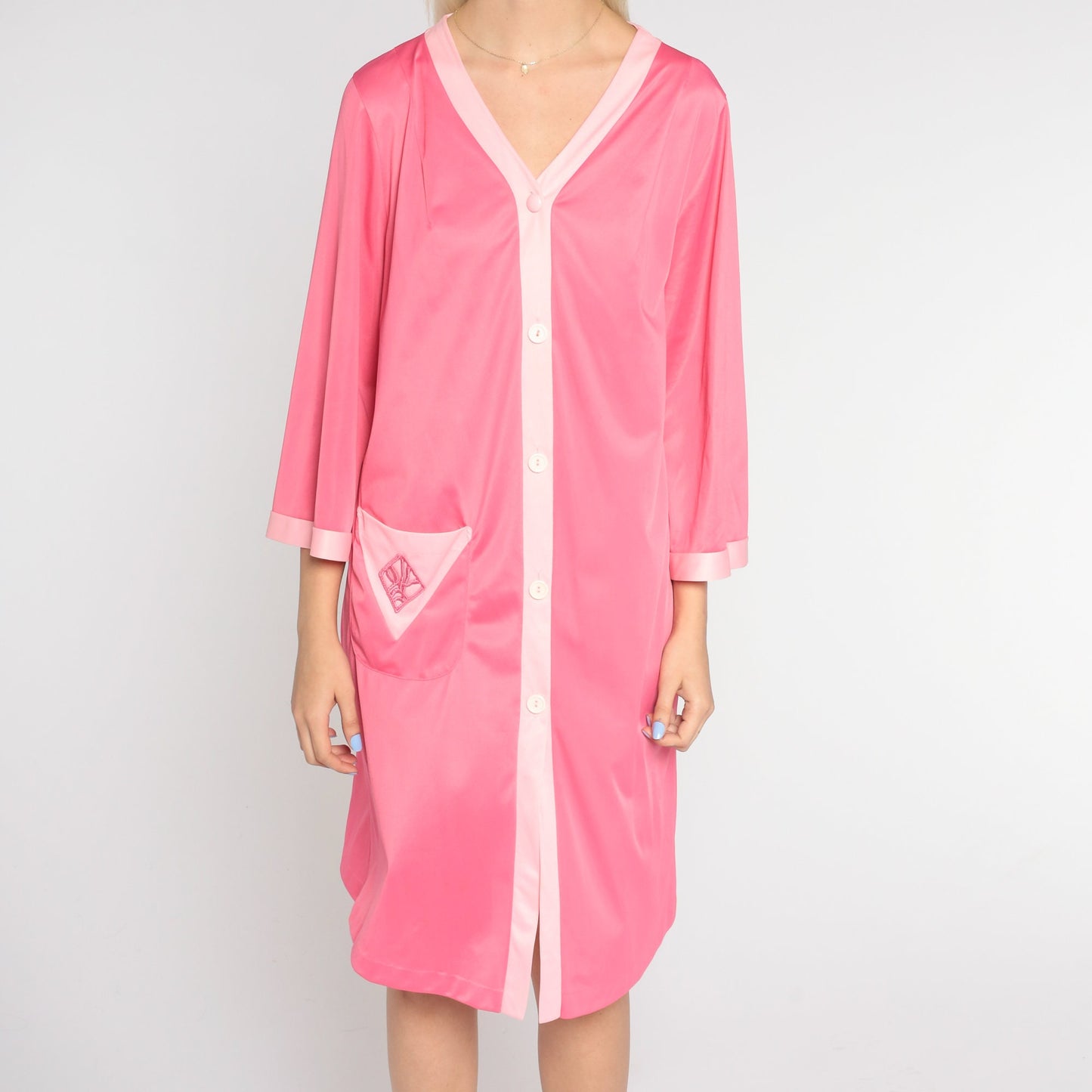 70s Pink Nylon Pajama Dress Embroidered Pocket Button-Up Nightgown Medium Large