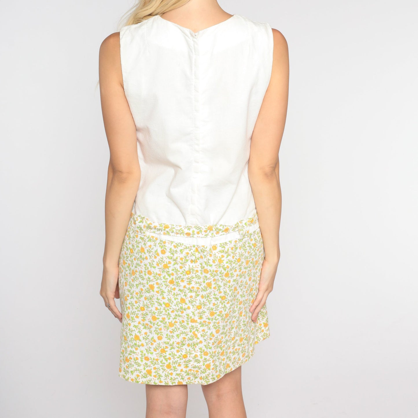 60s Mod Mini Dress White Floral Drop Waist Sleeveless Shift Small