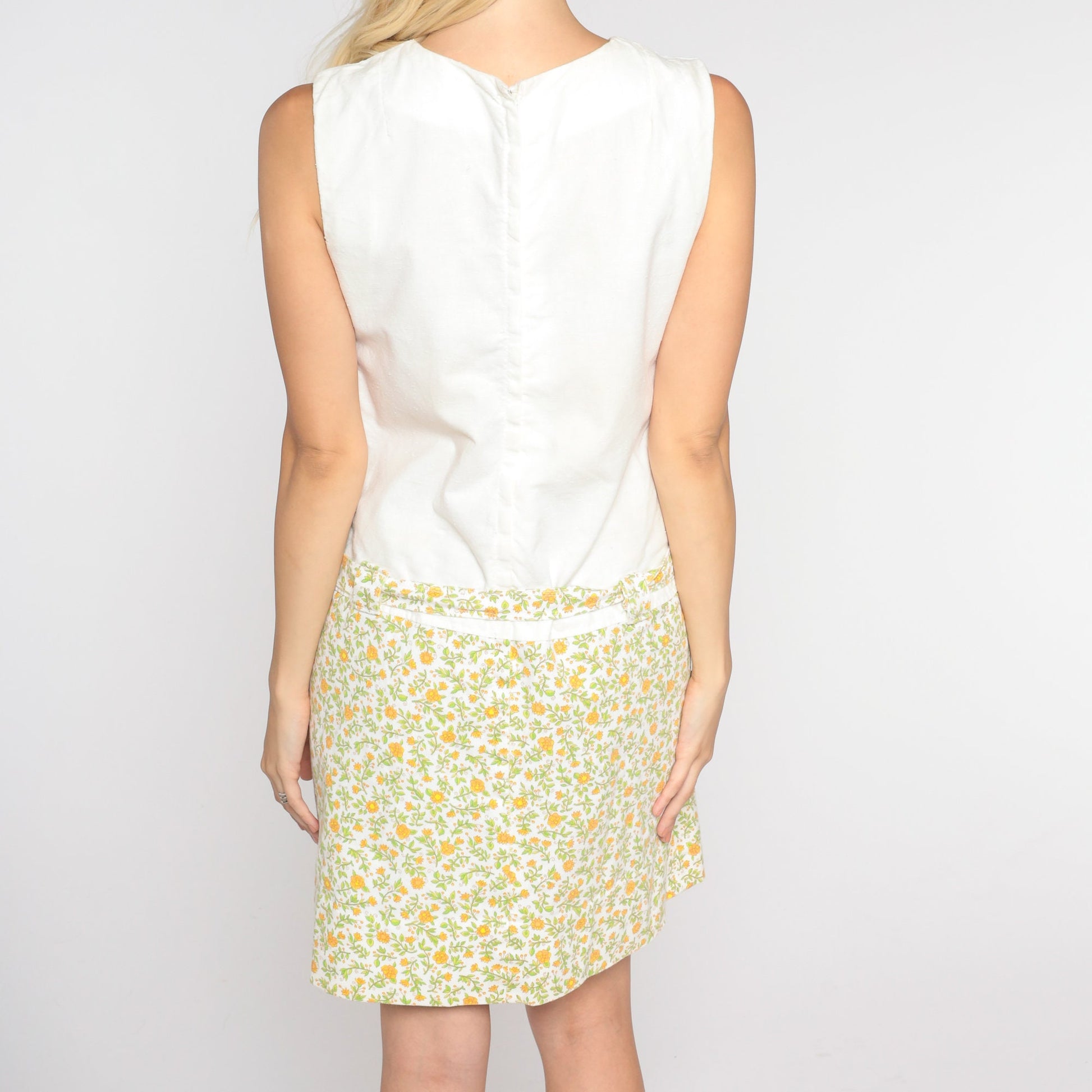 60s Mod Mini Dress White Floral Drop Waist Sleeveless Shift Small