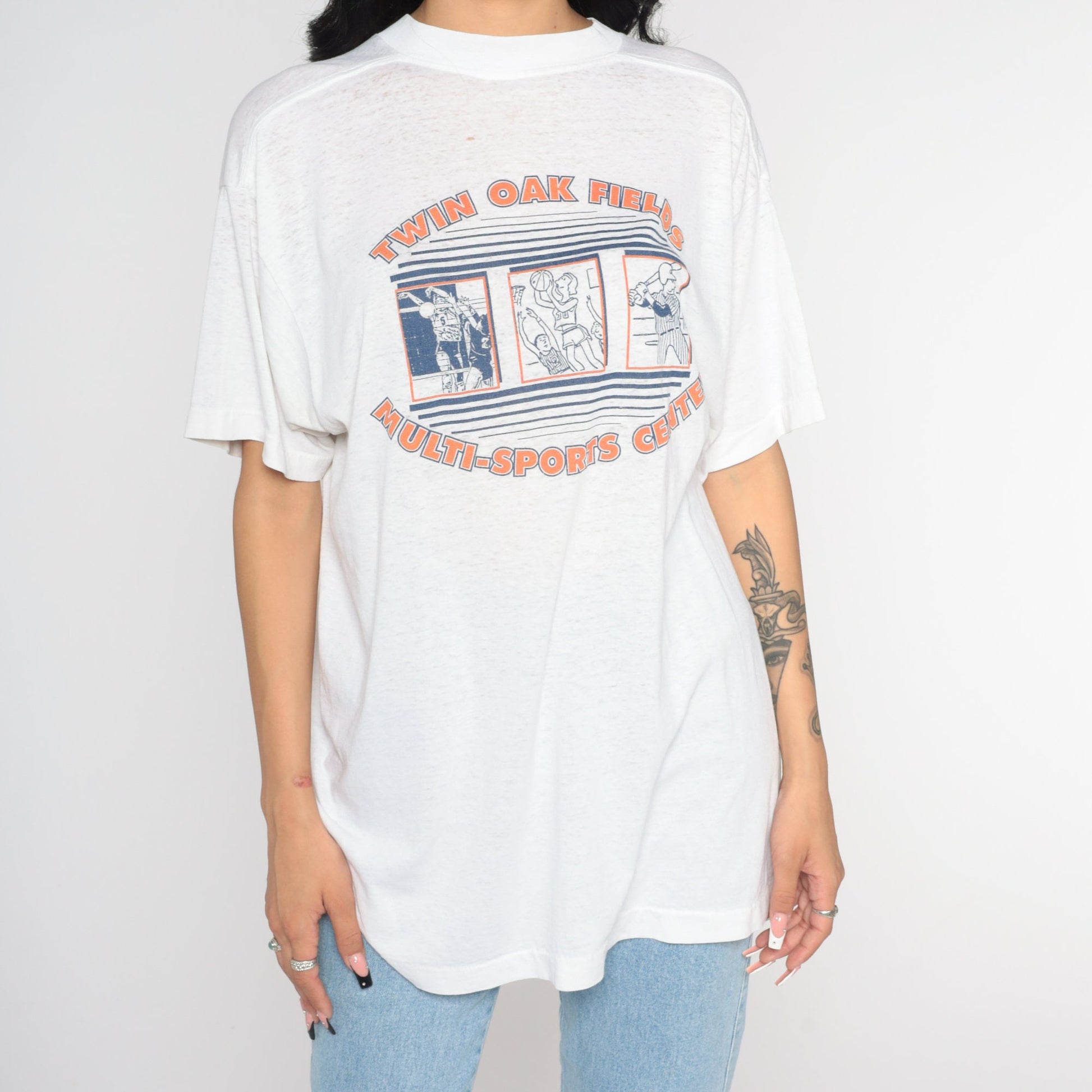 90s Twin Oak Fields Sports Tournament Champions Graphic Tee White Large