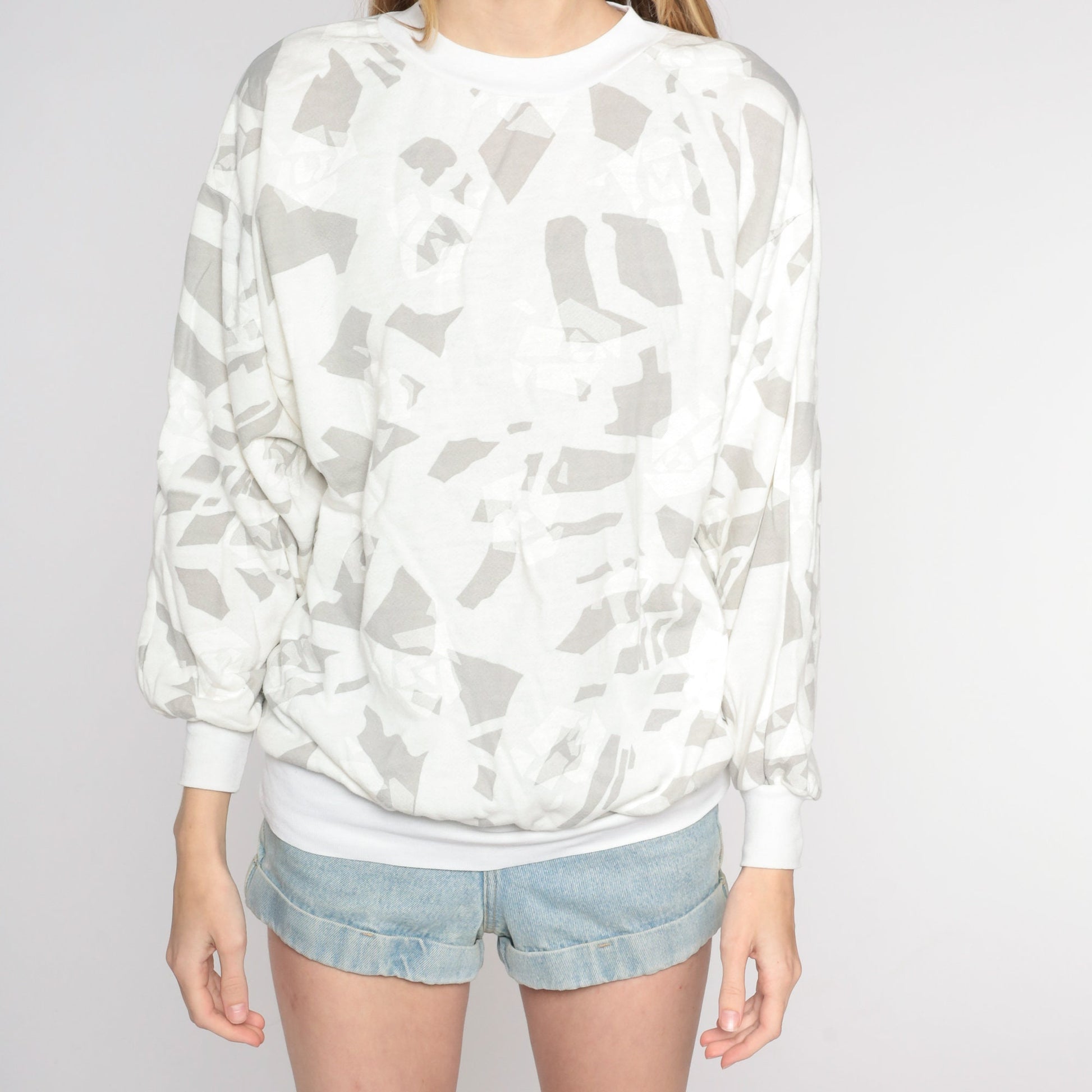 90s White Abstract Print Crewneck Sweatshirt Small S