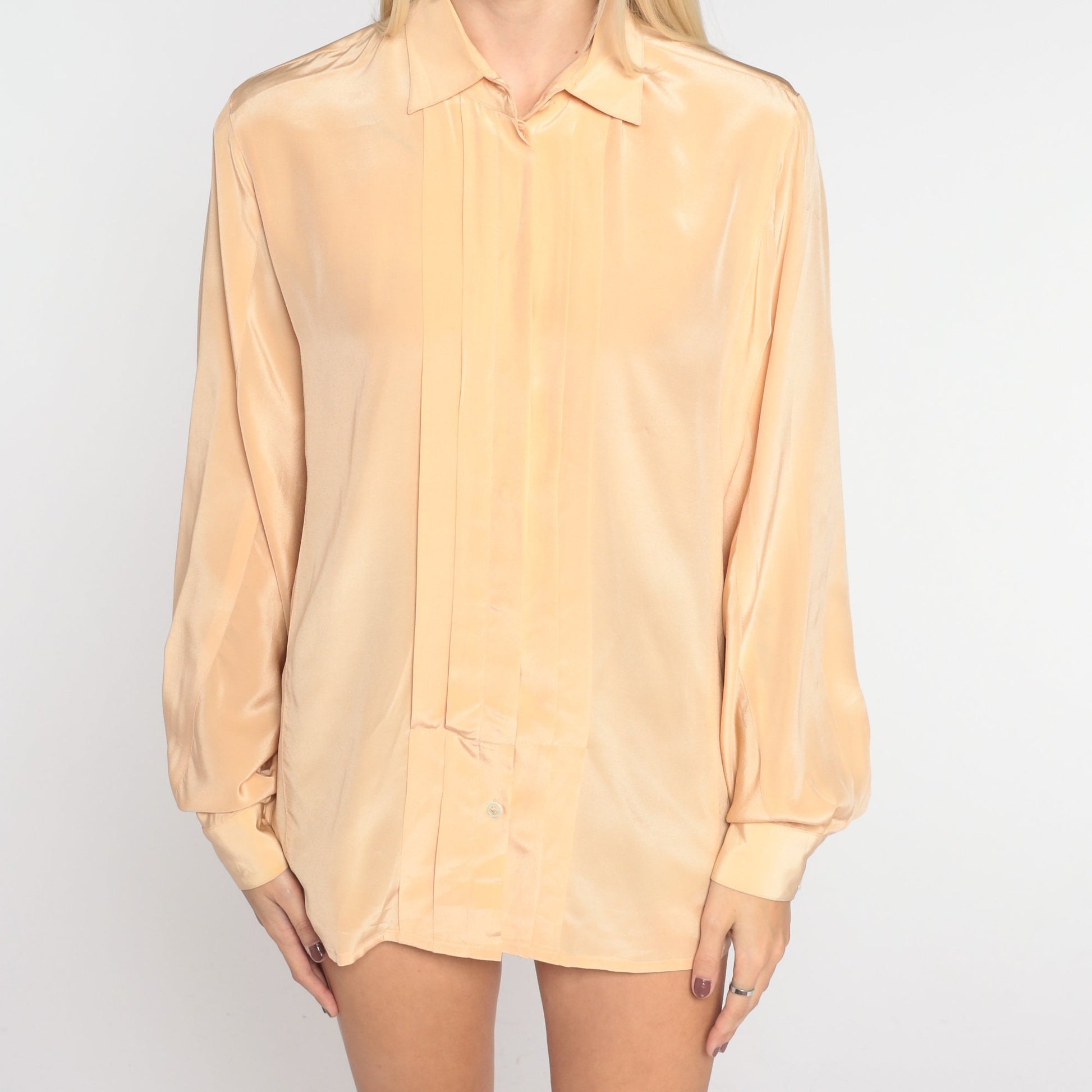 80s Peach Silk Button-Up Blouse Pleated Collar Long Sleeve Medium