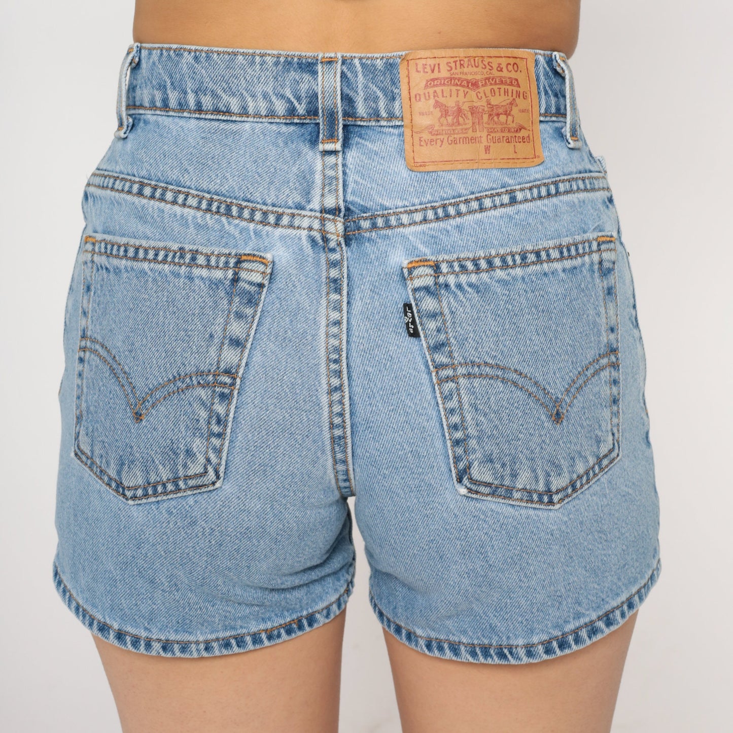 90s Levi's Jean Shorts Blue Denim Mid Rise Button Fly Small