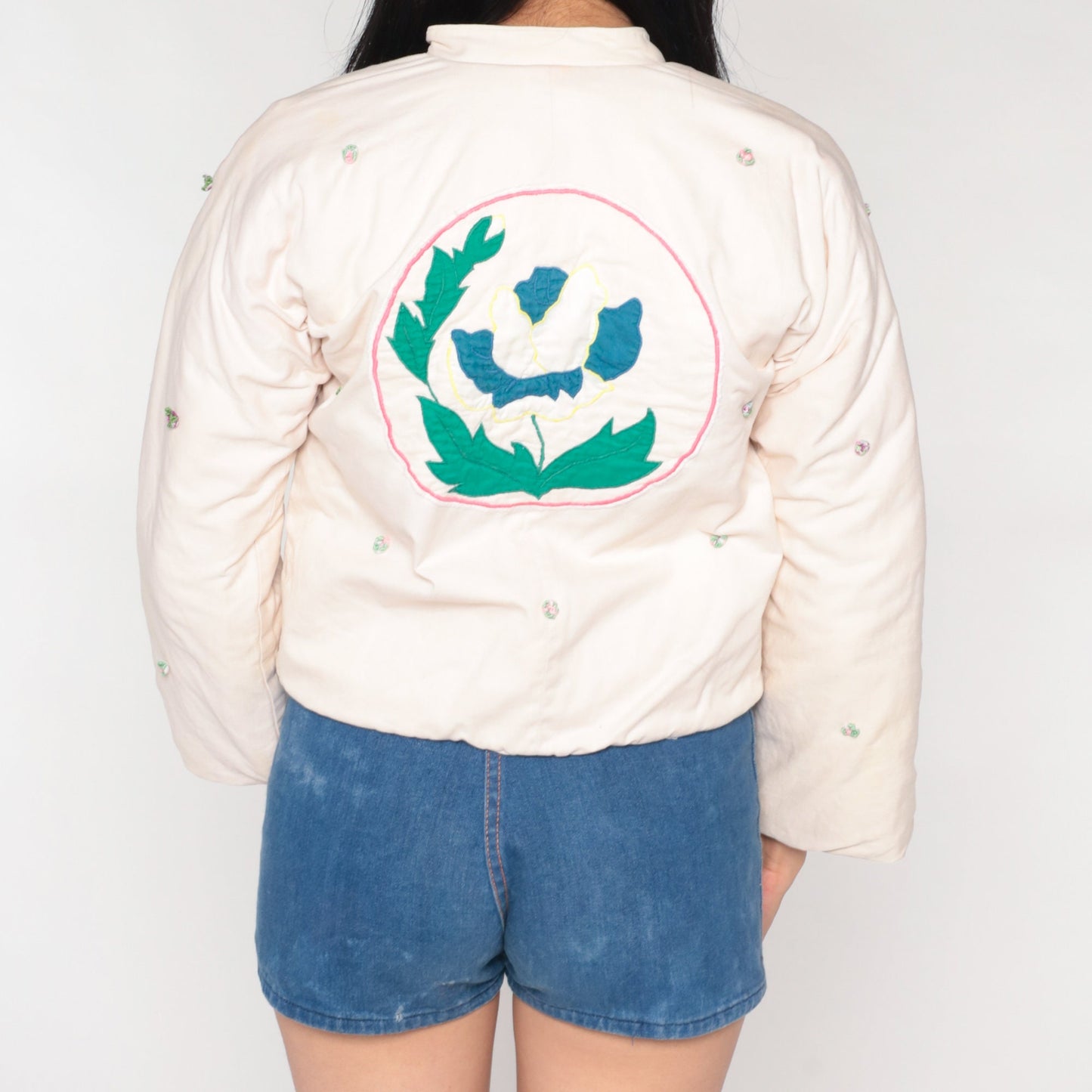80s Quilted Floral Appliqué Cropped Jacket Off-White Mandarin Collar Extra Small