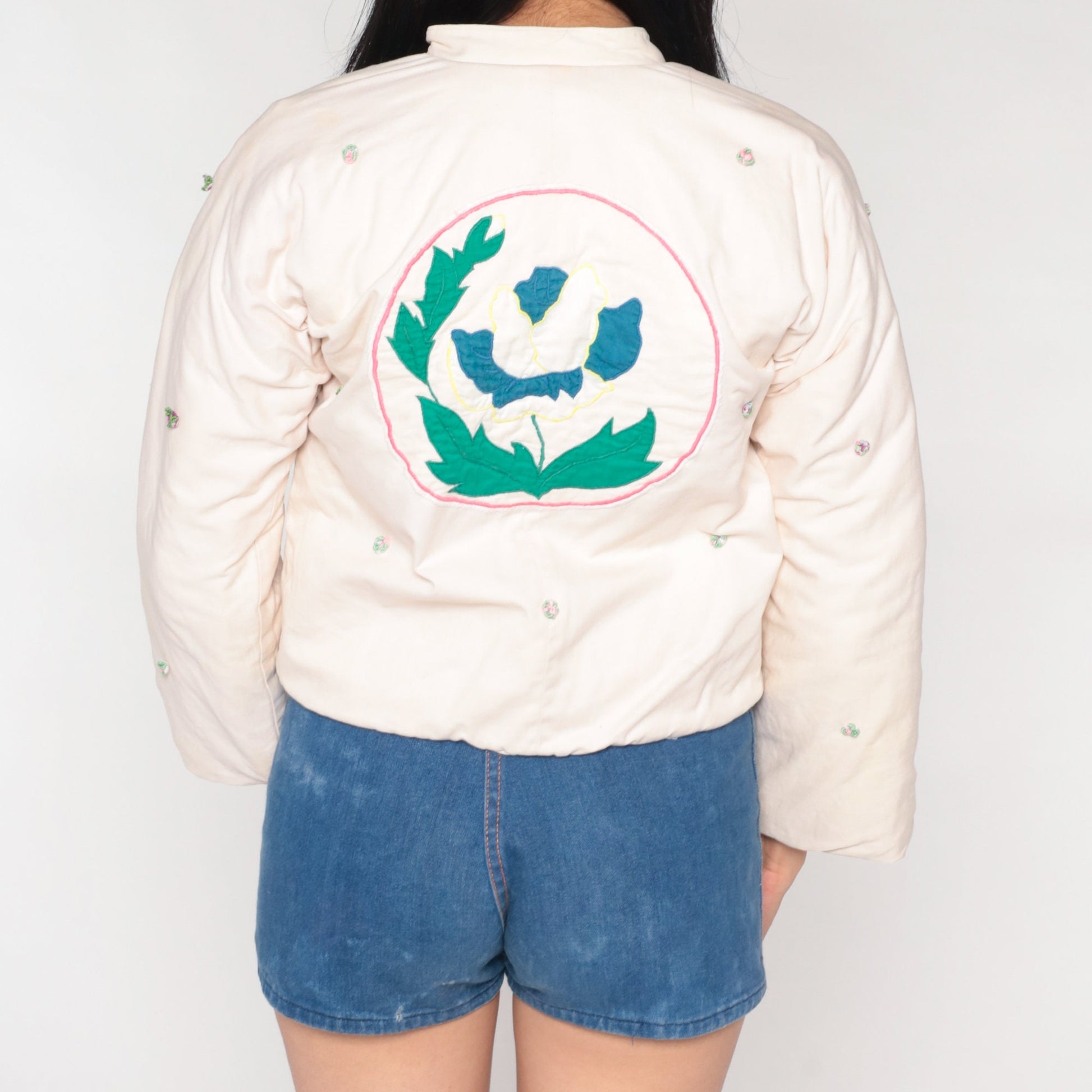 80s Quilted Floral Appliqué Cropped Jacket Off-White Mandarin Collar Extra Small