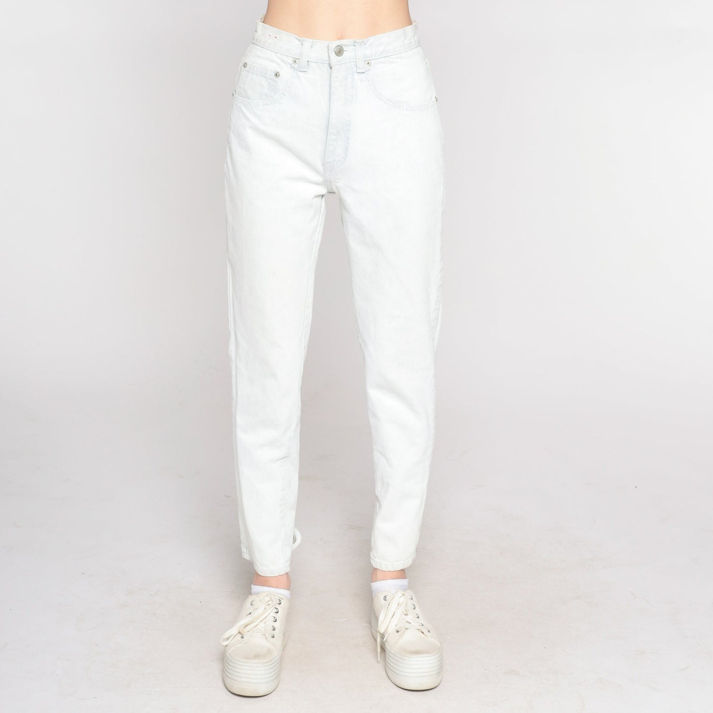 90s Jordache High Waisted Mom Jeans Pale Blue Stone Wash Heart Snap Ankle Extra Small